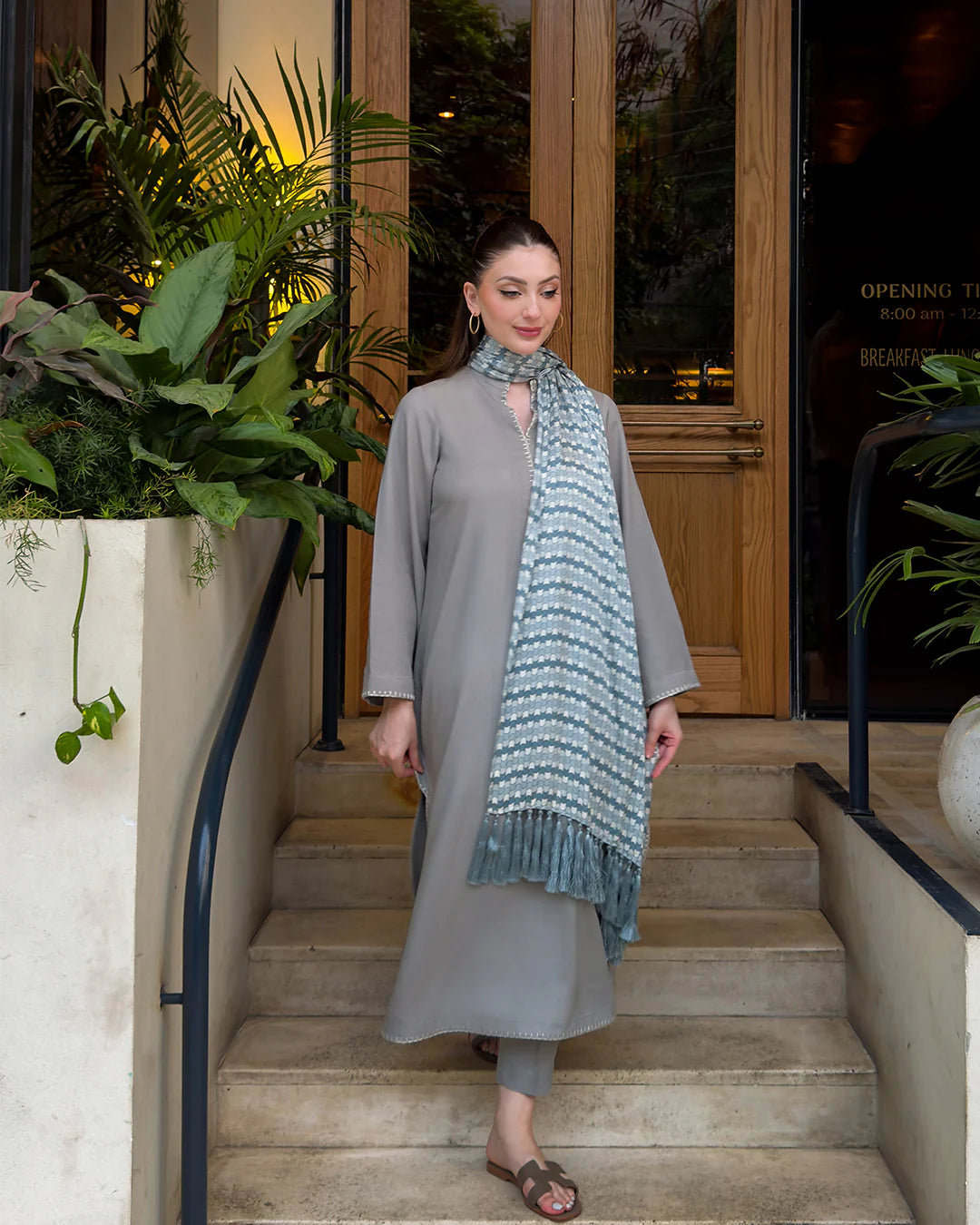 MG Embroided Scalloped Set | LIRA