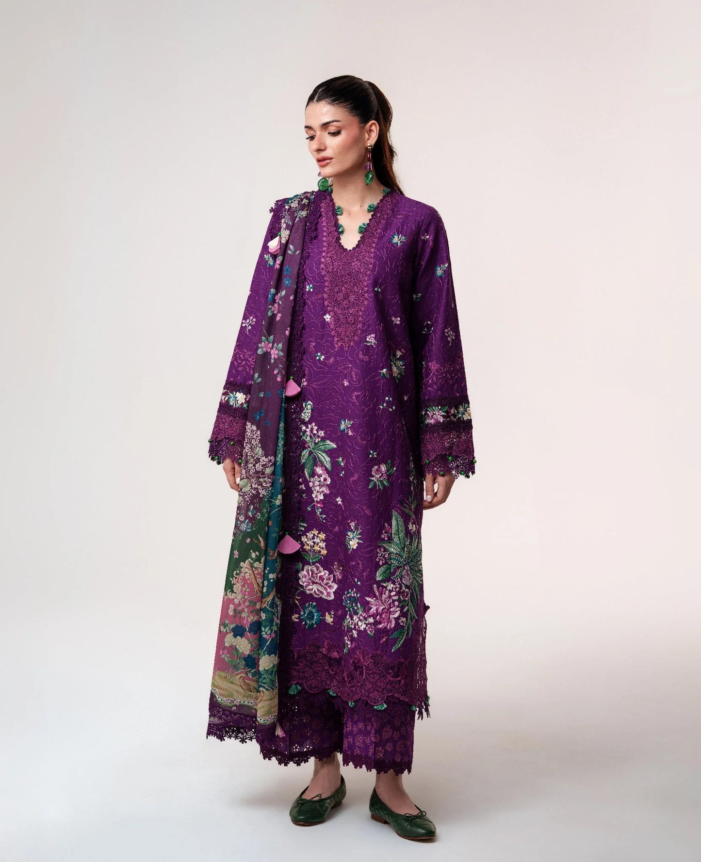 Nia | Reine Luxury Lawn Stitched '26 | Republic Womenswear