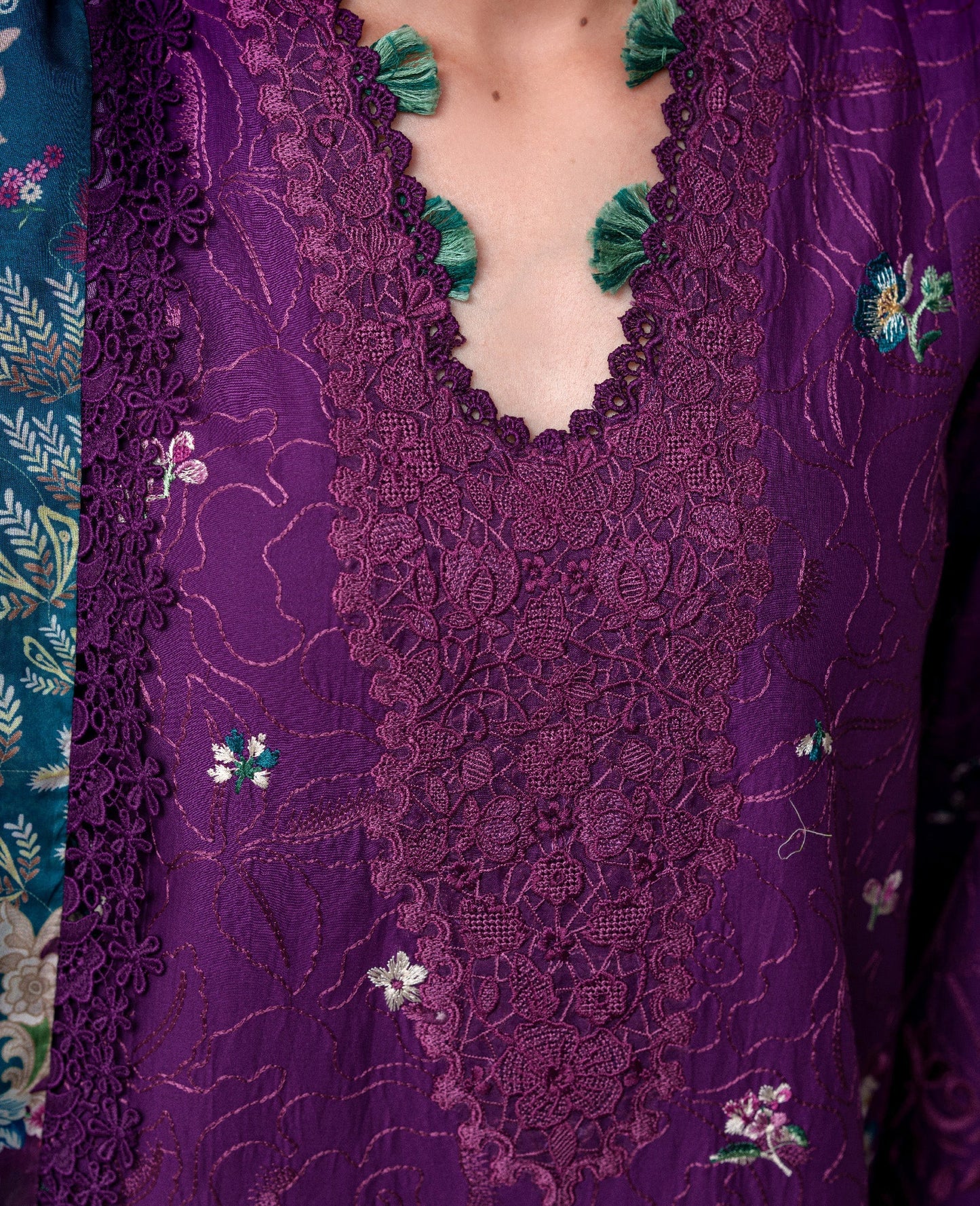 Nia | Reine Luxury Lawn Stitched '26 | Republic Womenswear