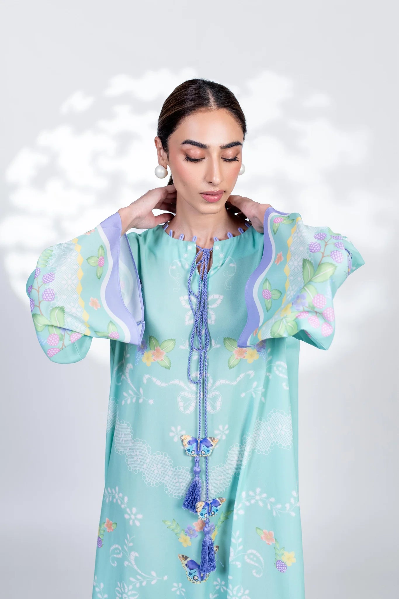 Sunbird (B) | BARAÉ KHANOM