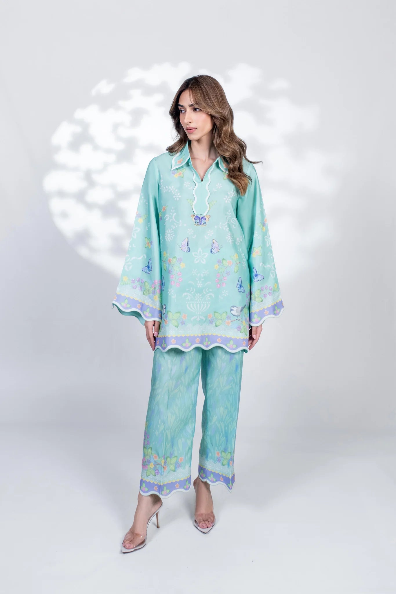 Somi (A) | BARAÉ KHANOM