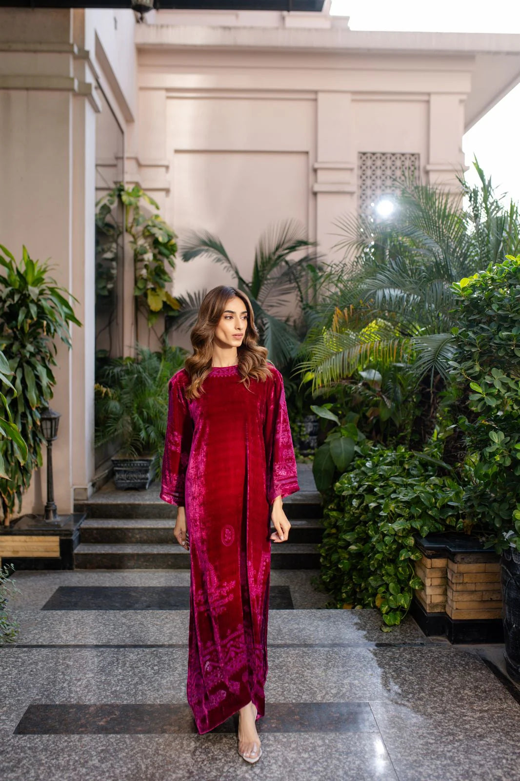 Berry | WINTER DROP '25 | BARAÉ KHANOM