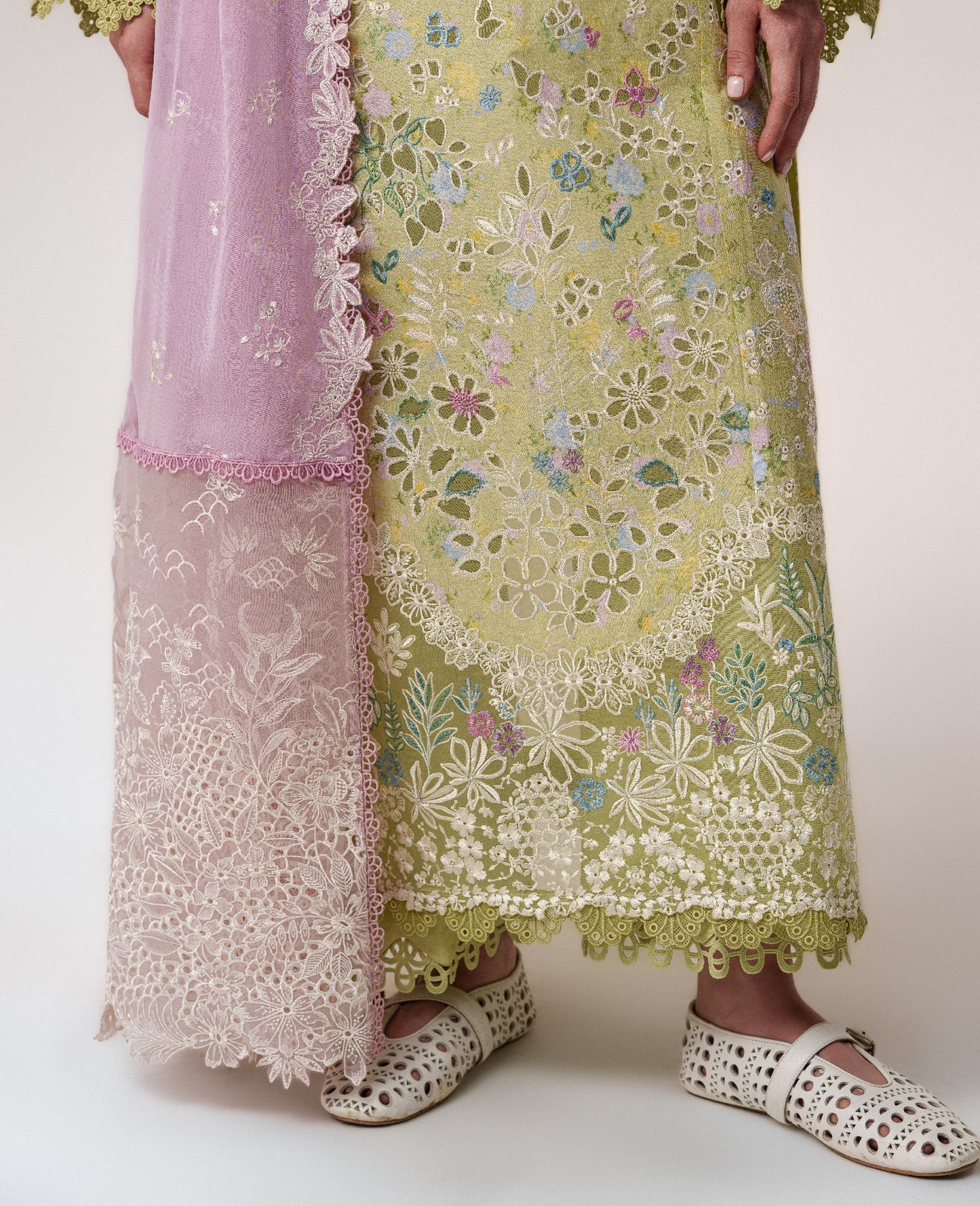 Perla | Reine Luxury Lawn Stitched '26 | Republic Womenswear