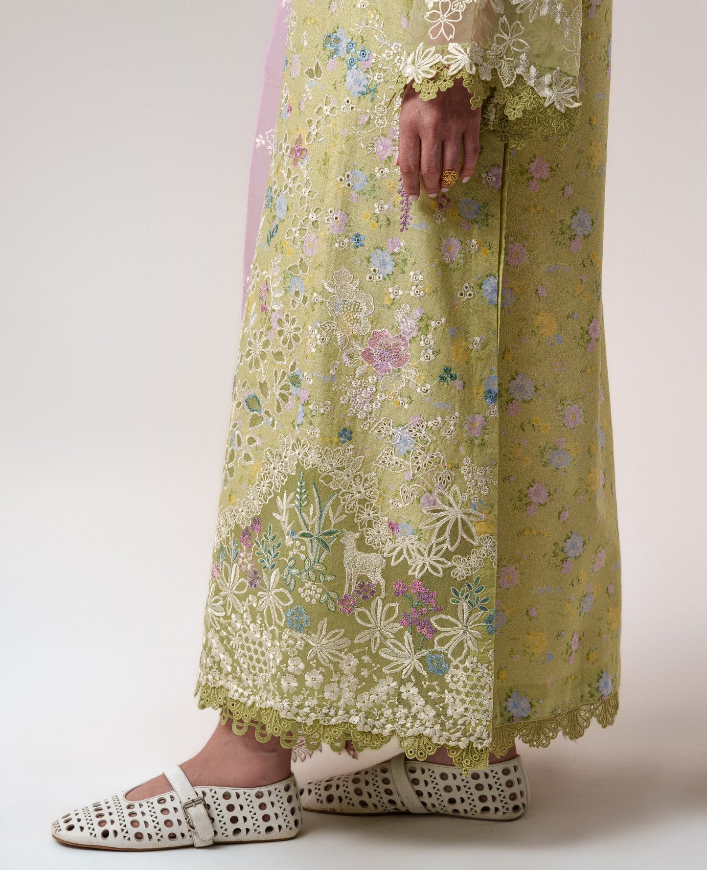 Perla | Reine Luxury Lawn Stitched '26 | Republic Womenswear