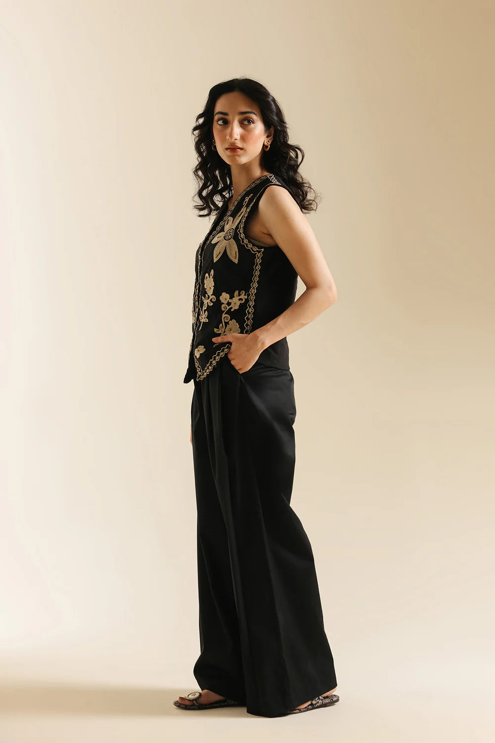 BLACK | S4E0566/119/901 | Boho Look Book | Ethnc