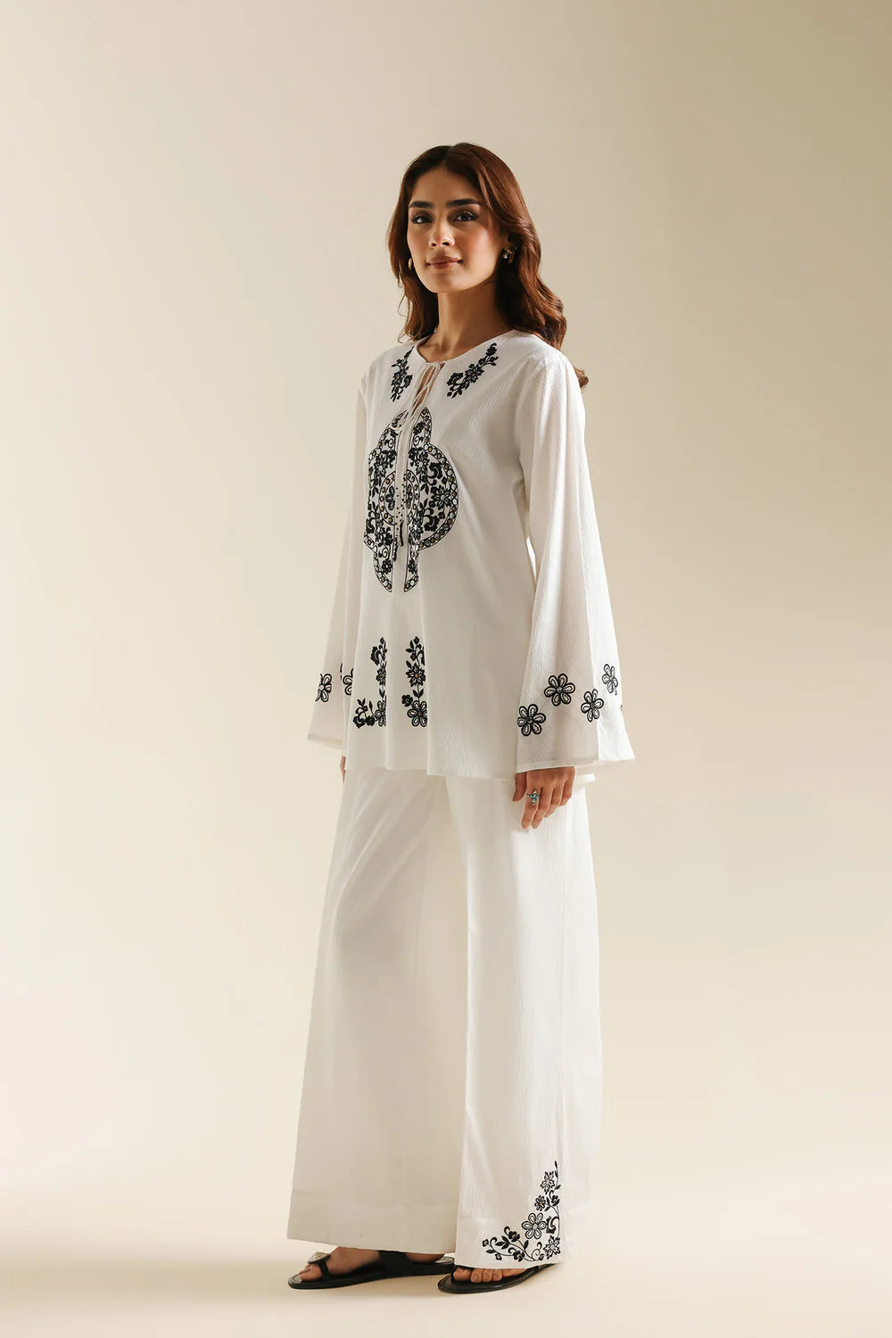 OFF WHITE | S4E0584/119/002 | Boho Look Book | Ethnc