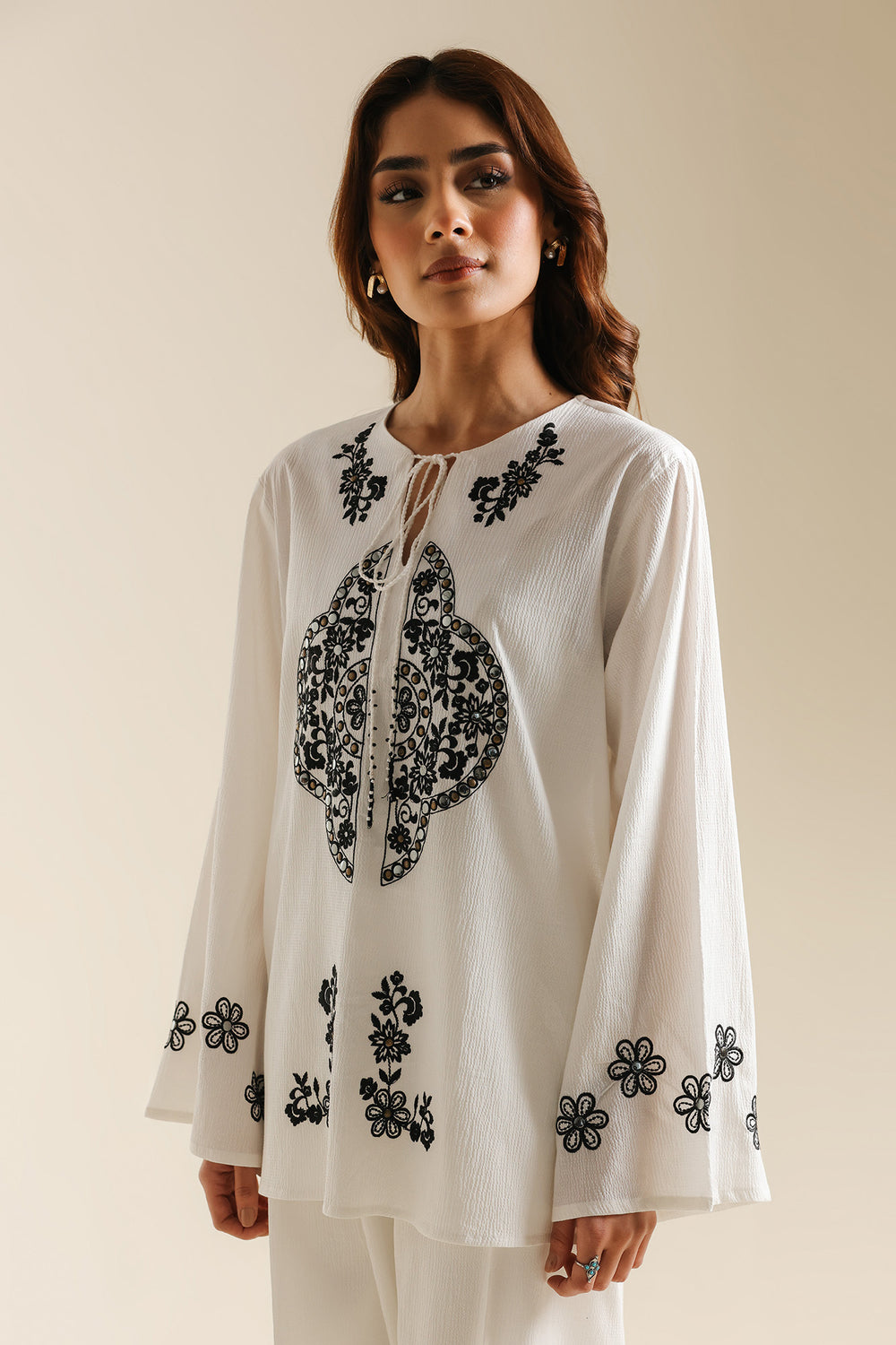 OFF WHITE | S4E0584/119/002 | Boho Look Book | Ethnc