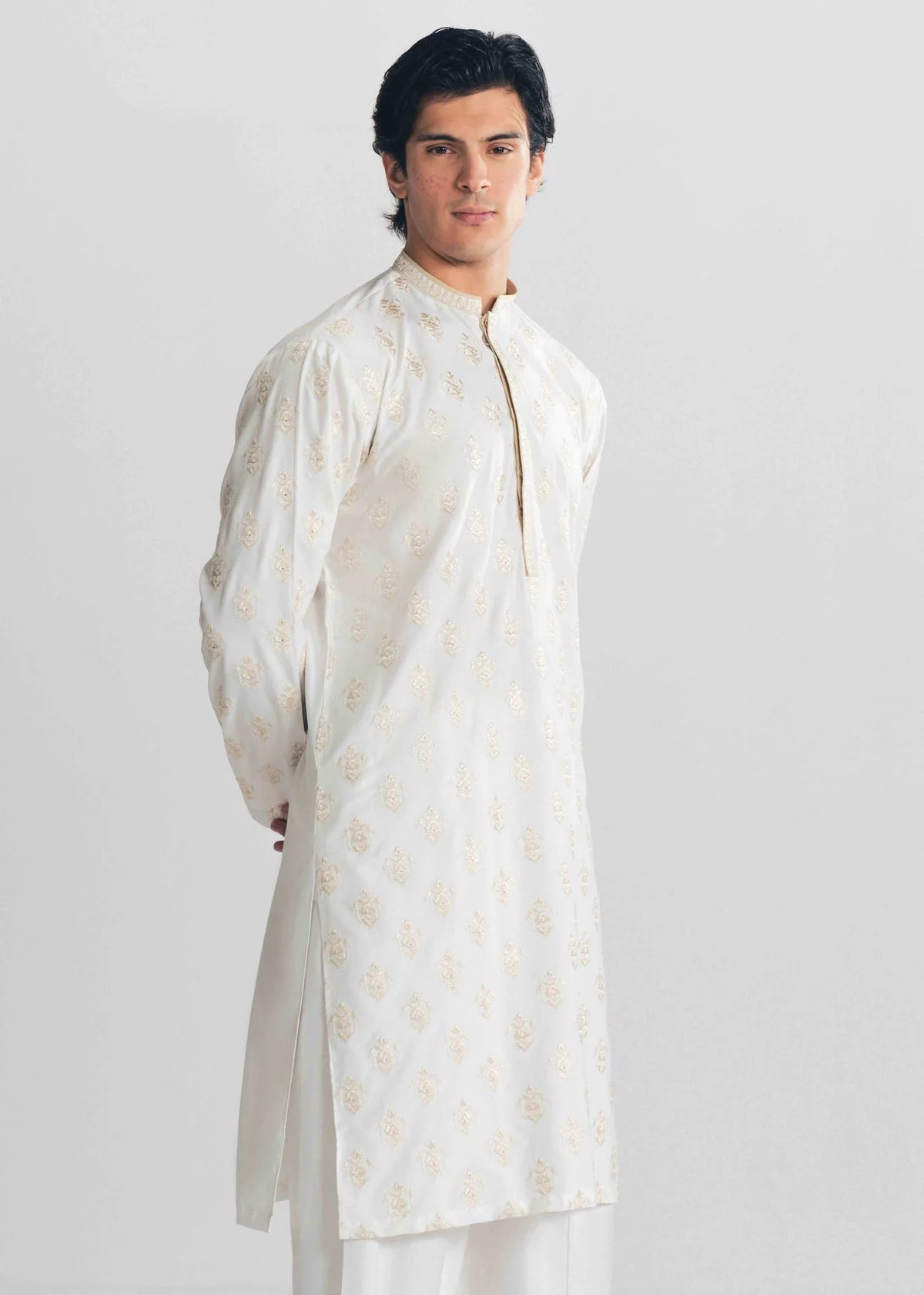 Ivrane | LAJ BY LAJWANTI MENSWEAR