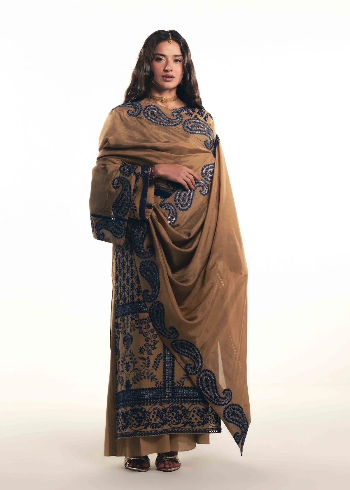 THURAYA | LAJ BY LAJWANTI