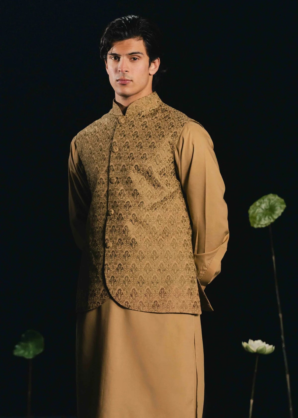 Zarvahn | LAJ BY LAJWANTI MENSWEAR