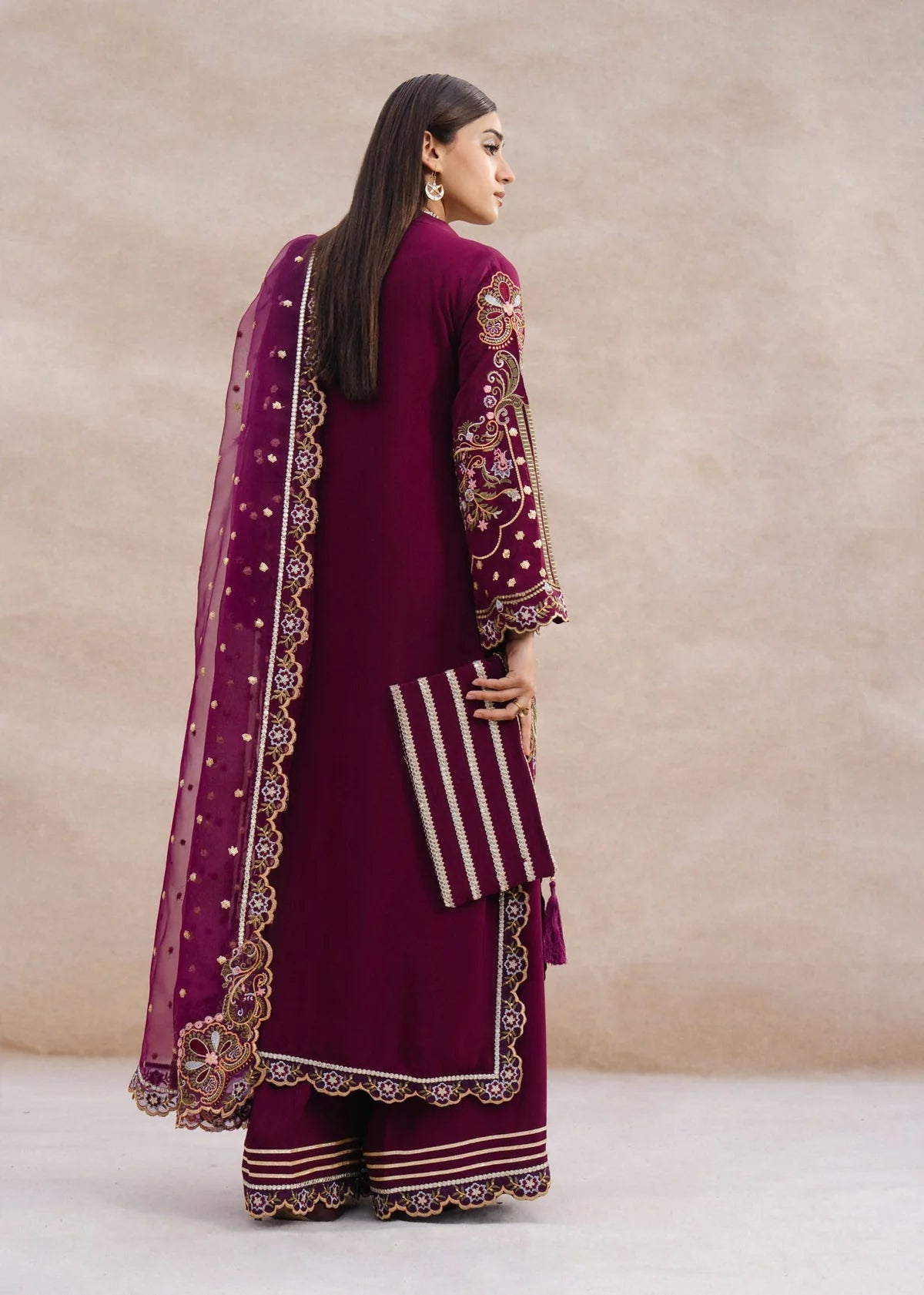 Aylinara | LAJ BY LAJWANTI