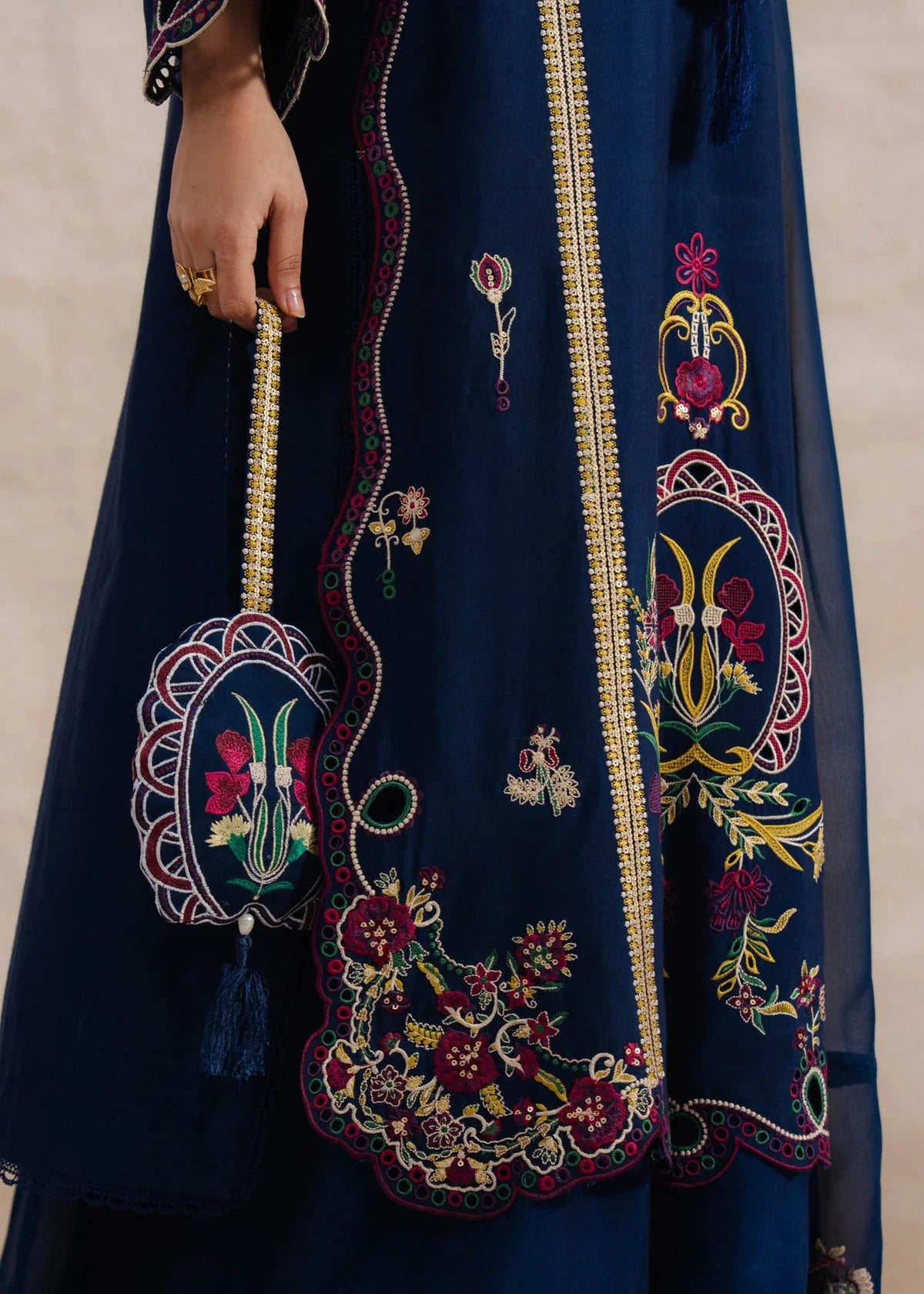 Kaashni | LAJ BY LAJWANTI