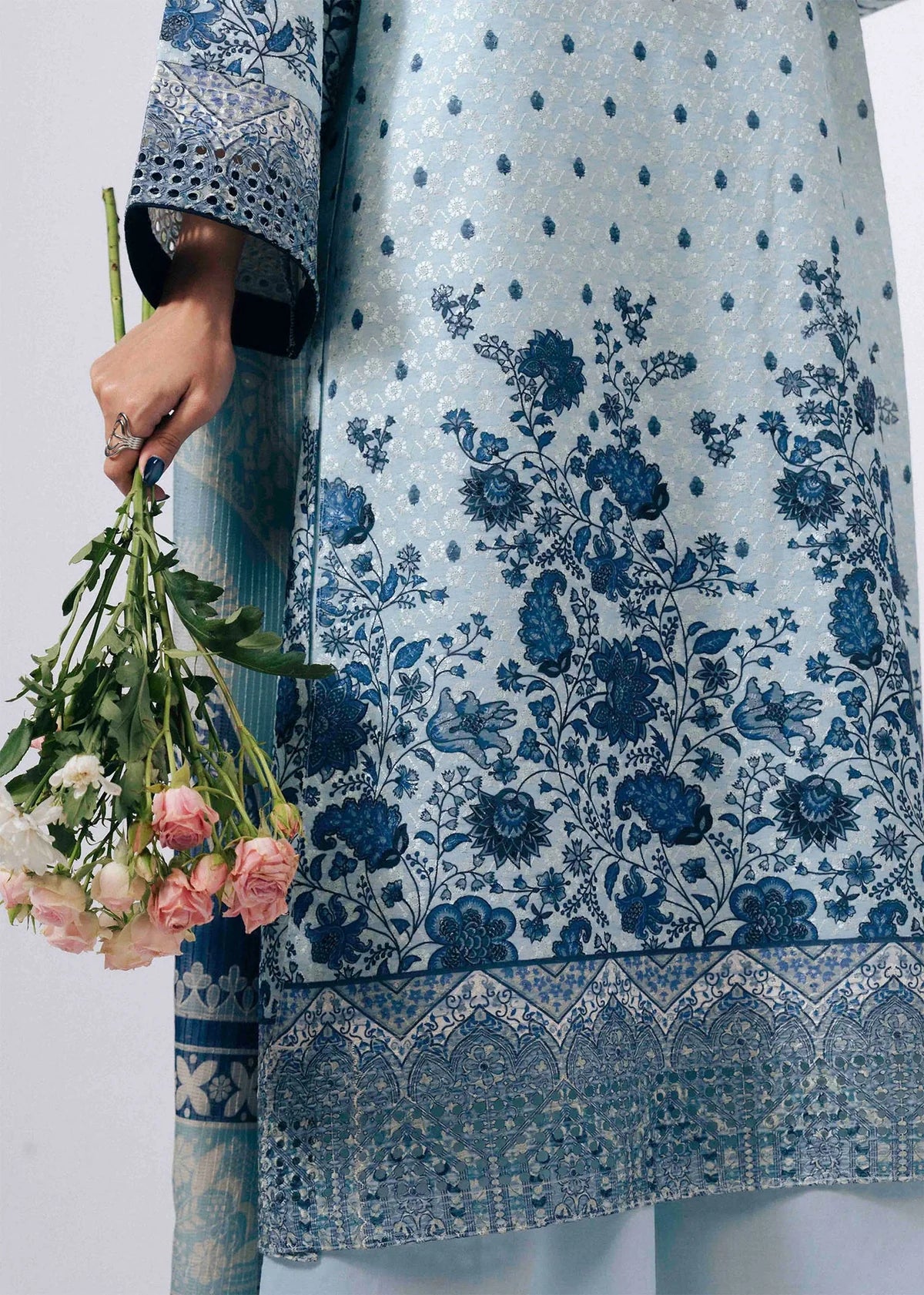 LE04-02-26 | LAJ BY LAJWANTI