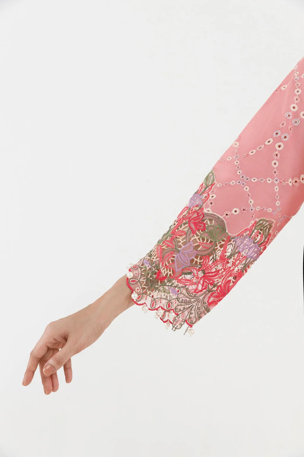 SS26LUX001P3 | New Arrivals | Sana Safinaz
