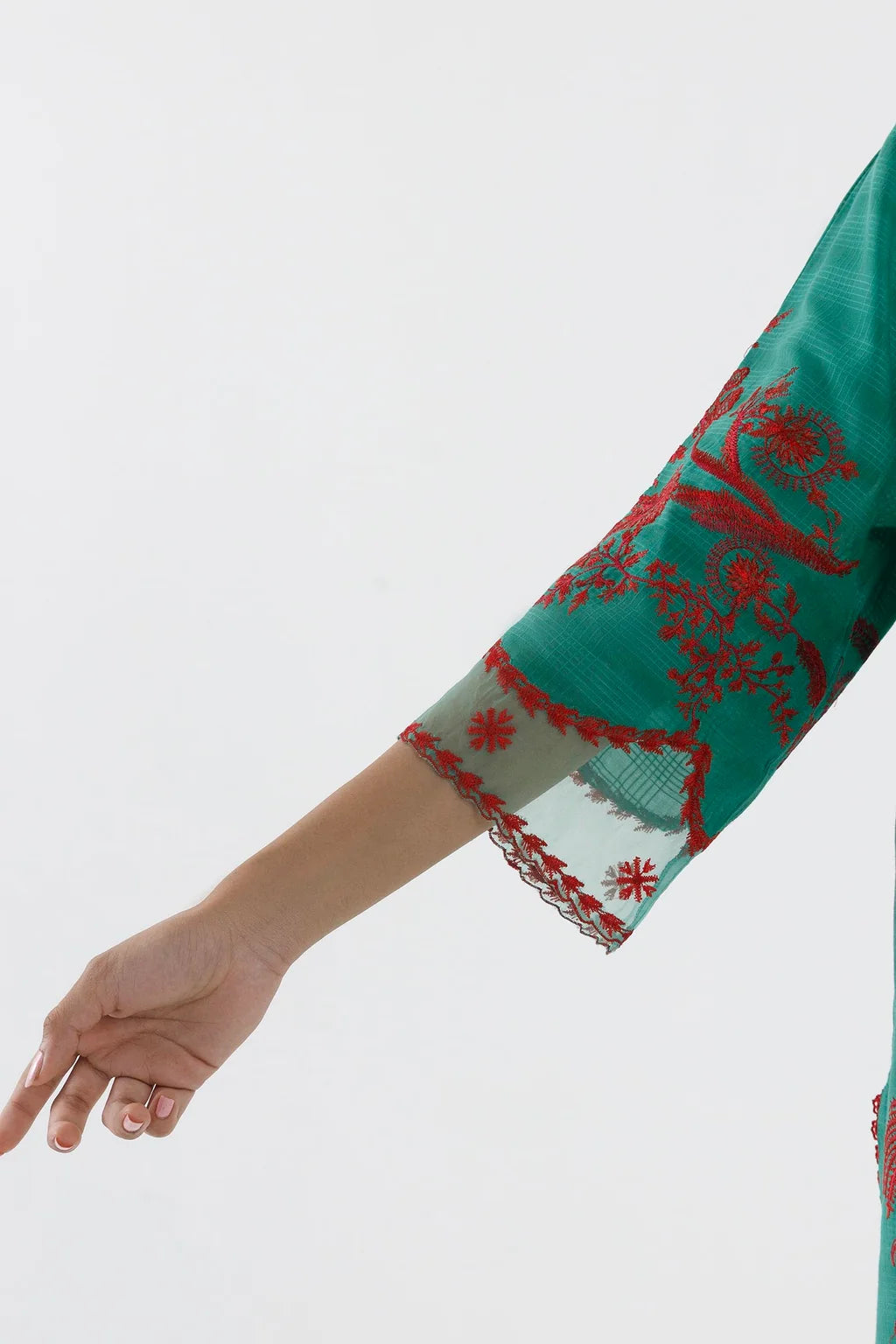 SS26MUZ202AP3 | New Arrivals | Sana Safinaz