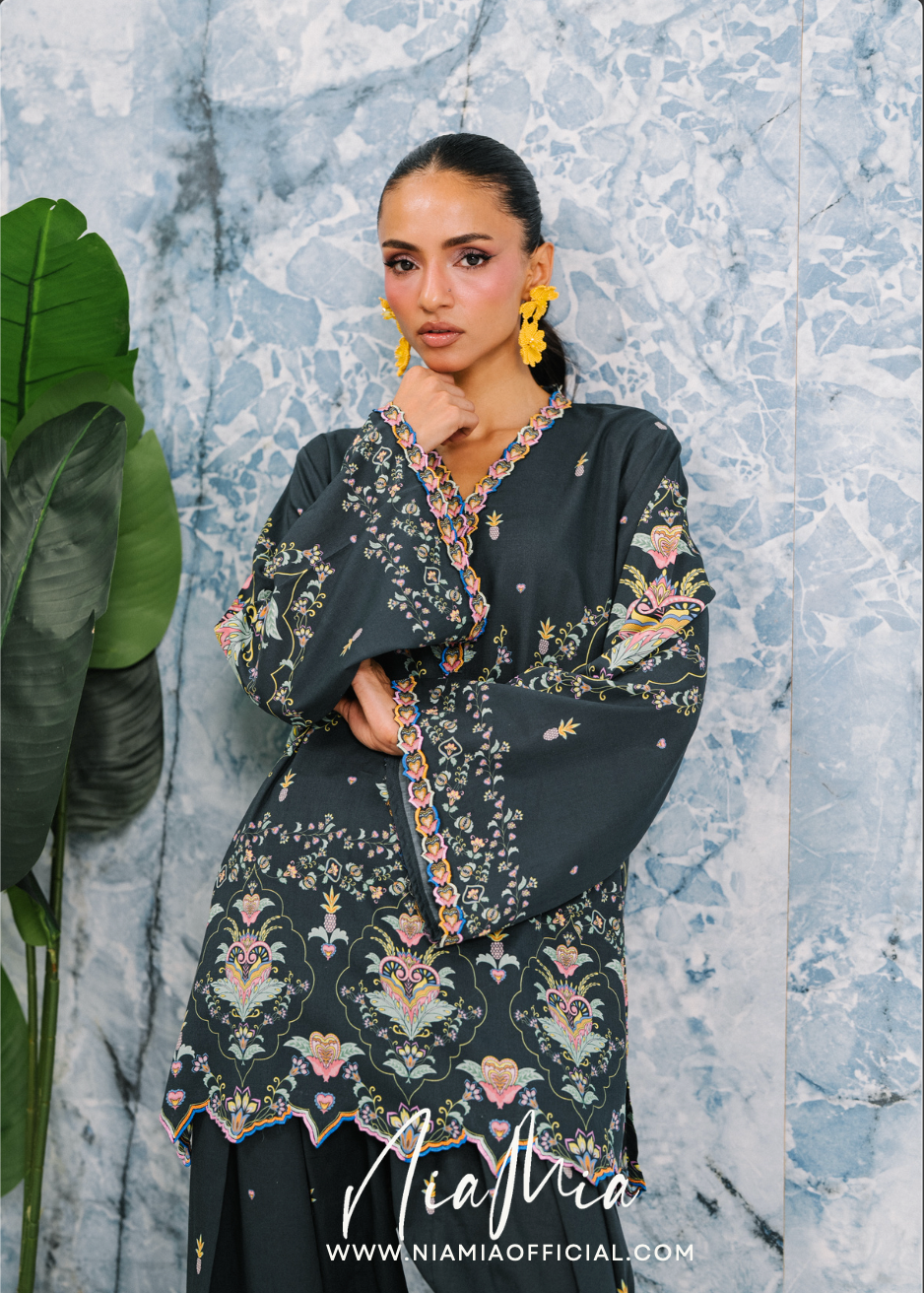 Aura | New Arrivals |  Nia Mia