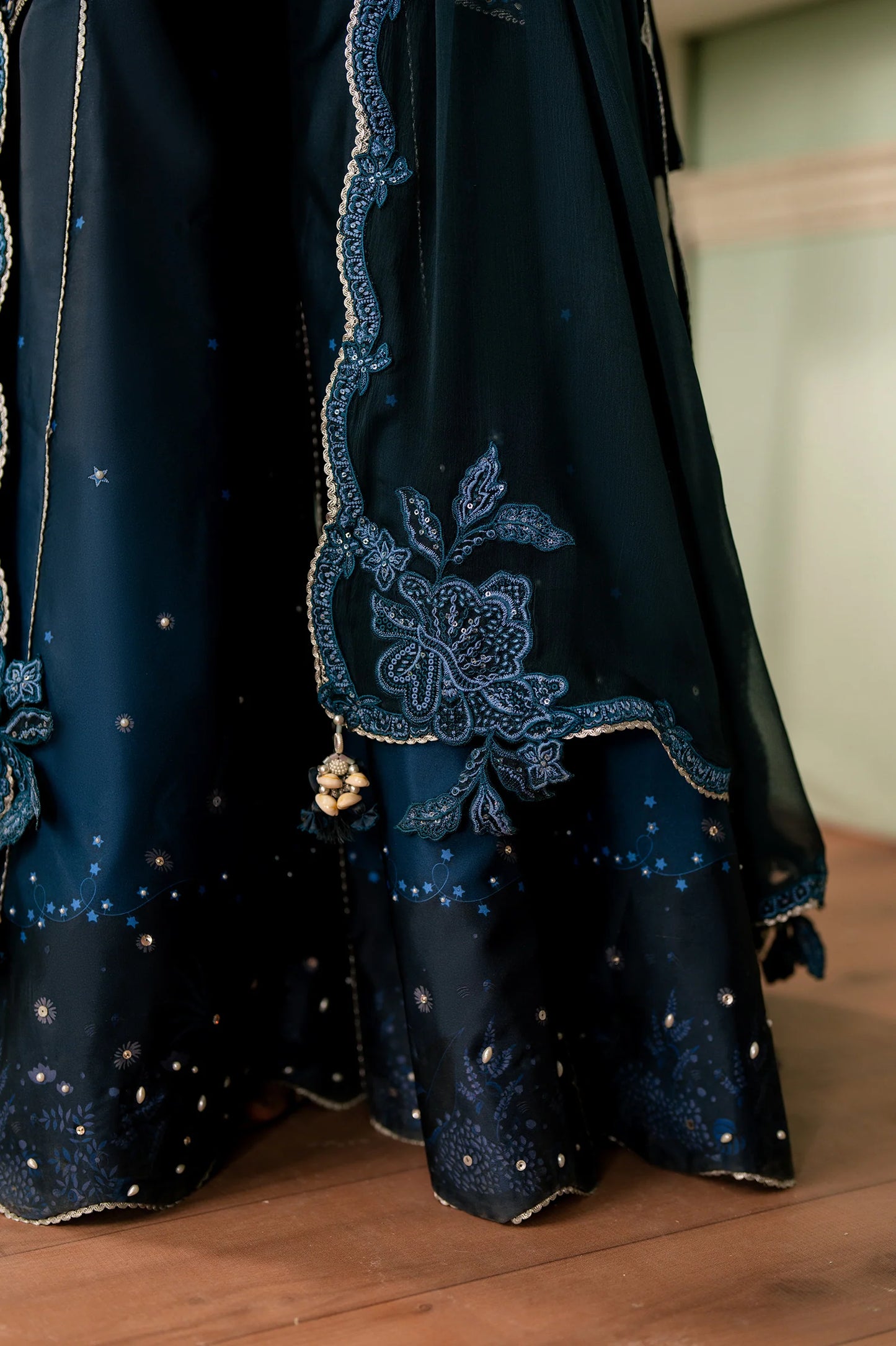 QSL-06 NERINA | Luxe Silk ‘26 | Qalamkar