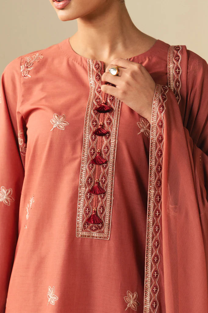 VINTAGE ROSE-2PC (SHIRT & DUPATTA) | EXCLUSIVE PRET | Cross Stitch