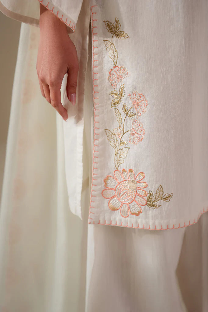WHITE DOVE -3PC (SHIRT, TROUSER & DUPATTA) | EXCLUSIVE PRET | Cross Stitch