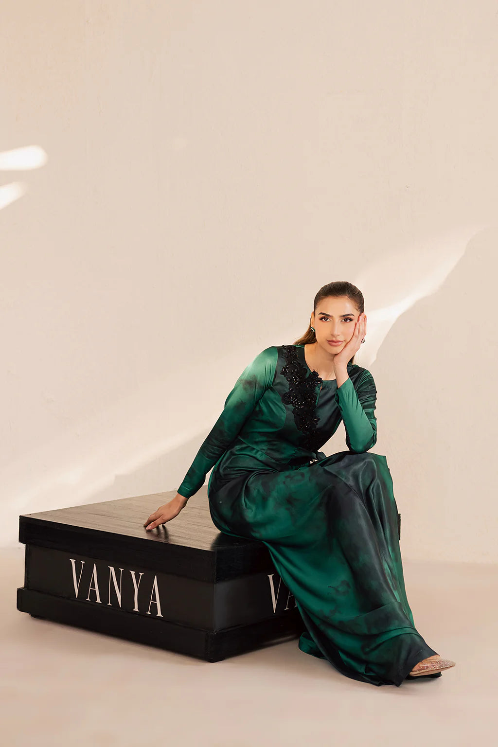 SL-18 | Silk Vol-01 | VANYA