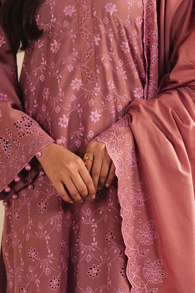 BLUSH EMBRACE-3PC (SHIRT,TROUSER & DUPATTA) | EXCLUSIVE PRET | Cross Stitch