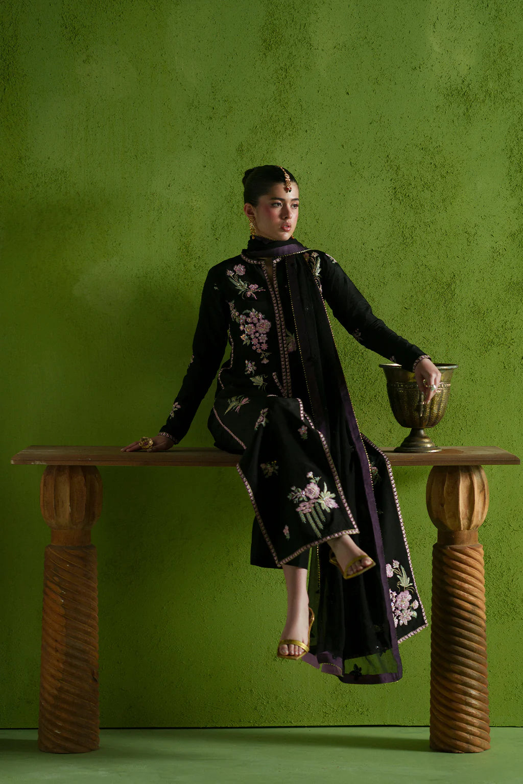 FF-76 | The Regal Edit | VANYA