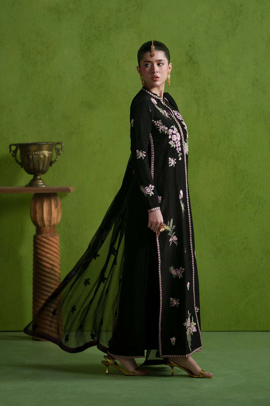 FF-76 | The Regal Edit | VANYA