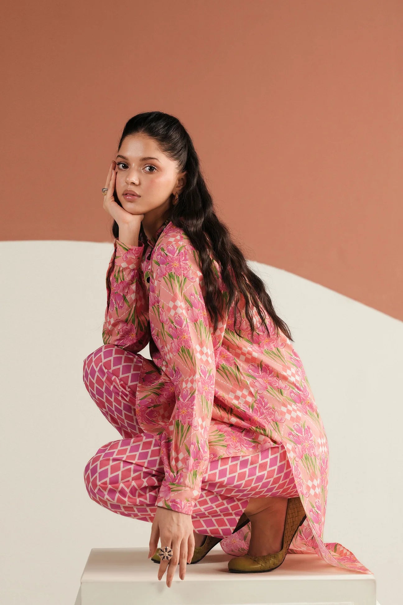 (ZRW-21614) FALLING ROSE | Poplin-Fall'25 | ZAHA