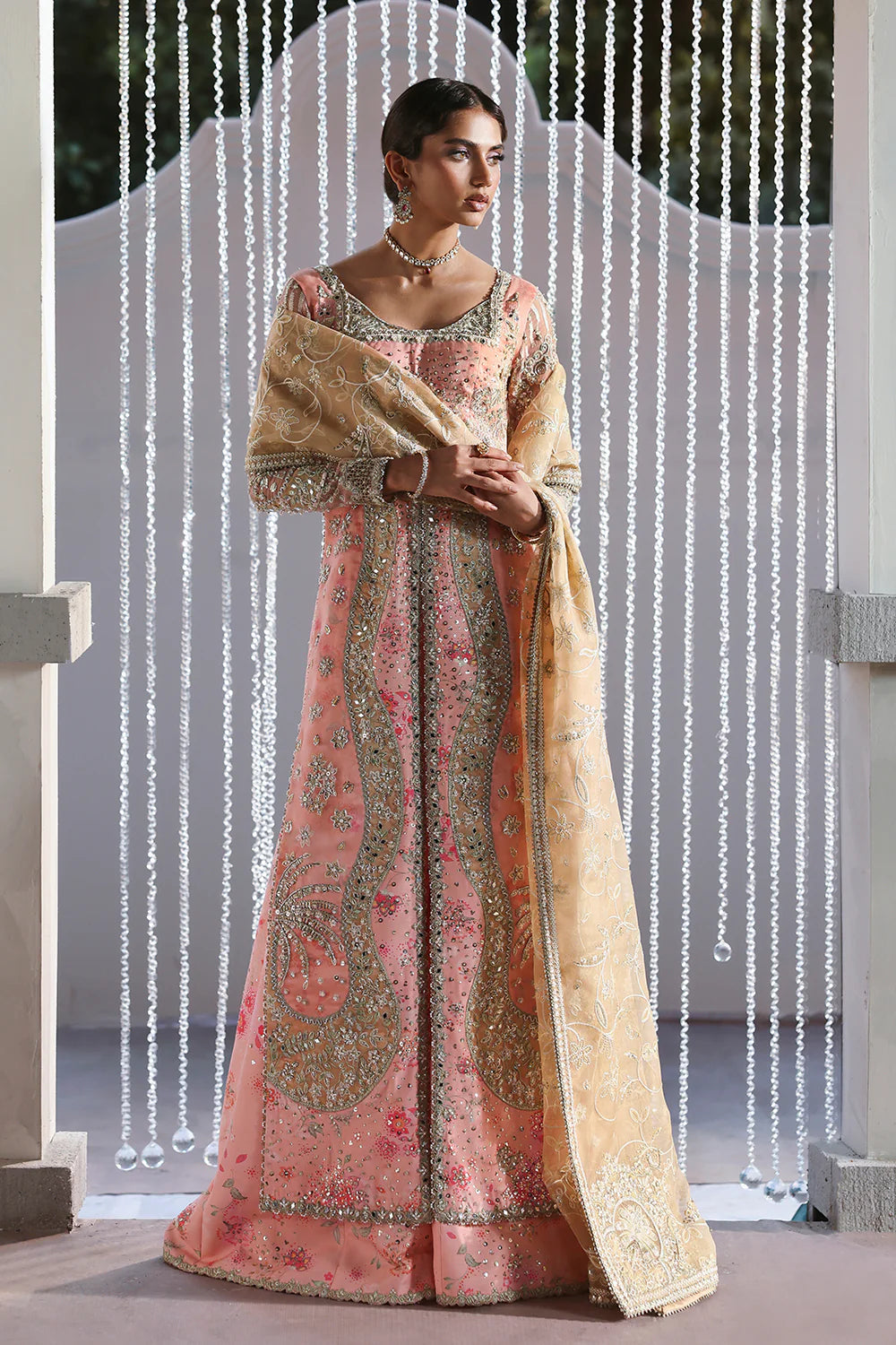 VELORA | LUMENE FESTIVE ' 25/26 | SORAYA