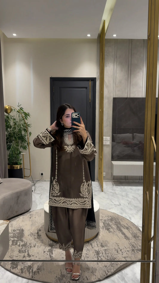 ELIA FULL SET | NIMRAH HAFSA