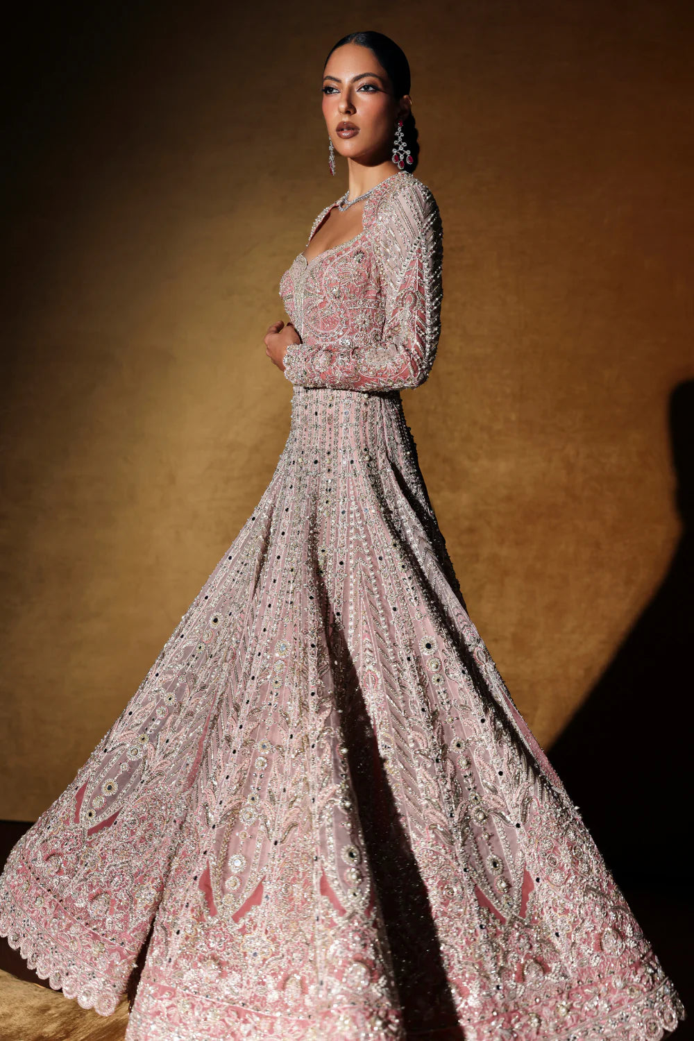 VIONNE | Oriana Luxury Formals '26 | SORAYA