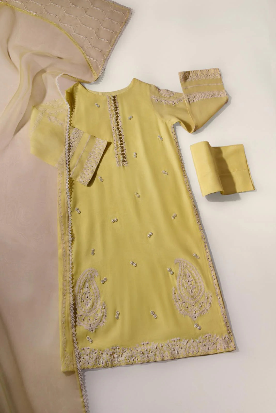 YELLOW ARI | Aghanoor Bridal