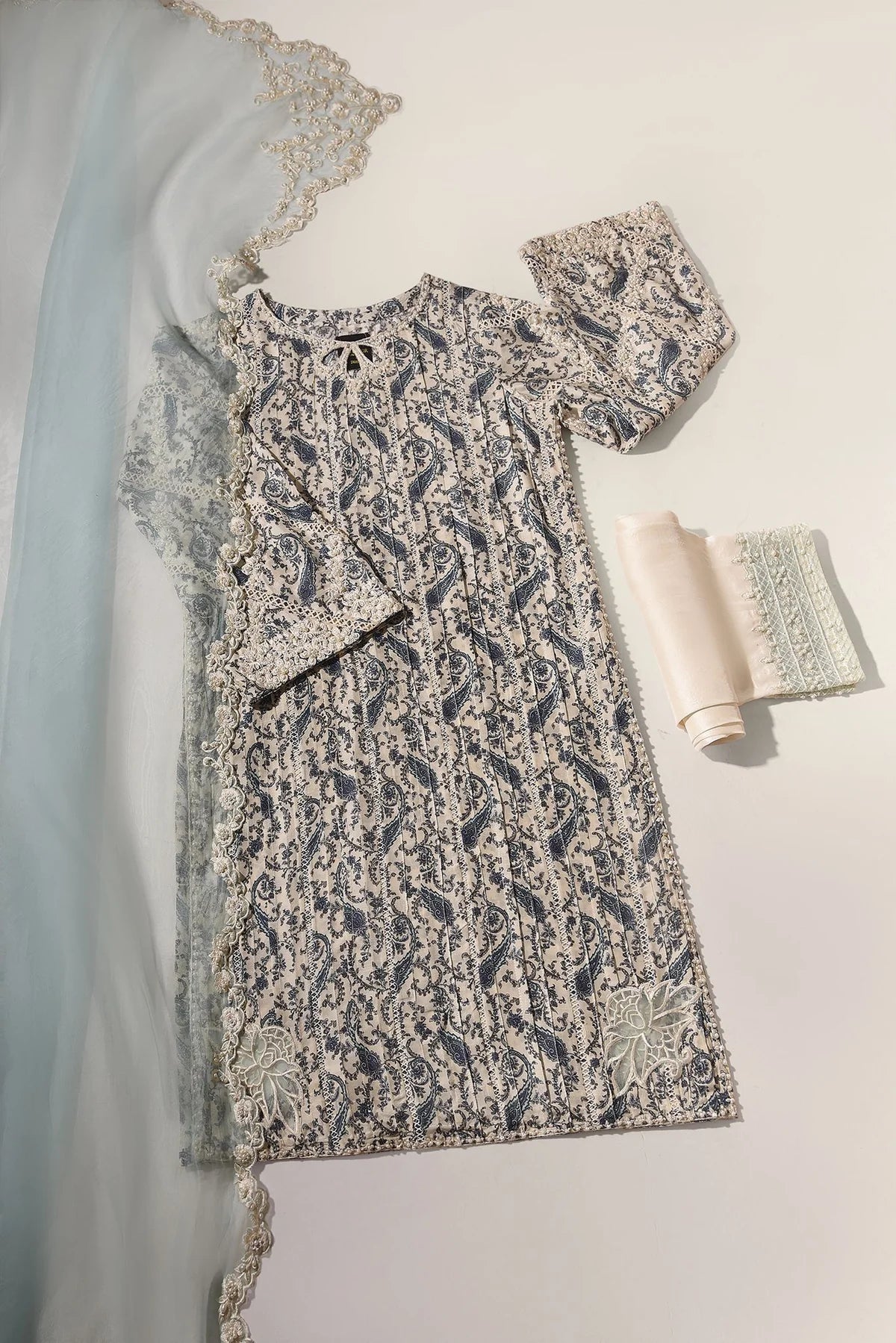 PAISLEY AMORE | Aghanoor Bridal