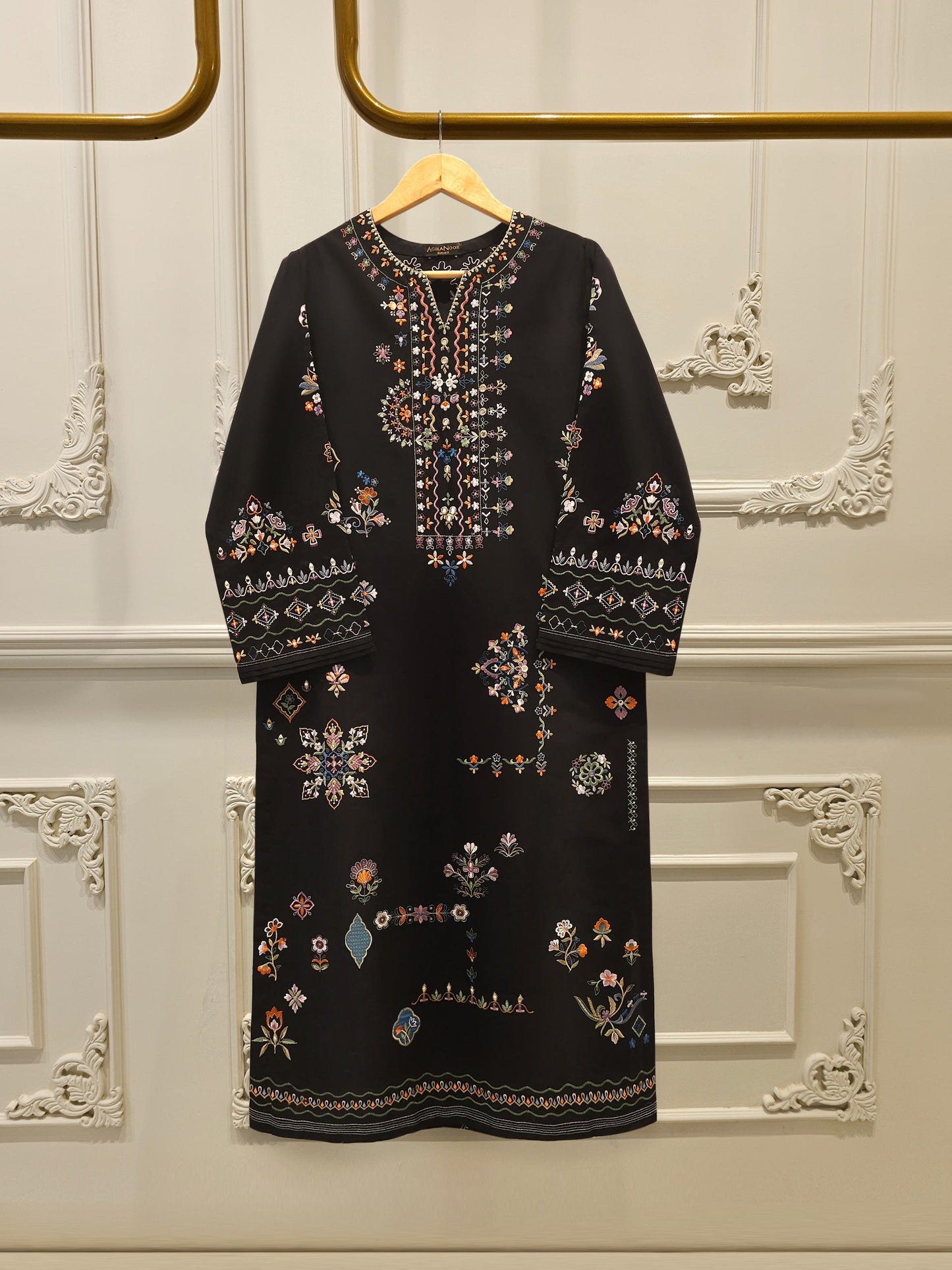 S112805 | Embroidered Cambric Suit | Aghanoor Bridal