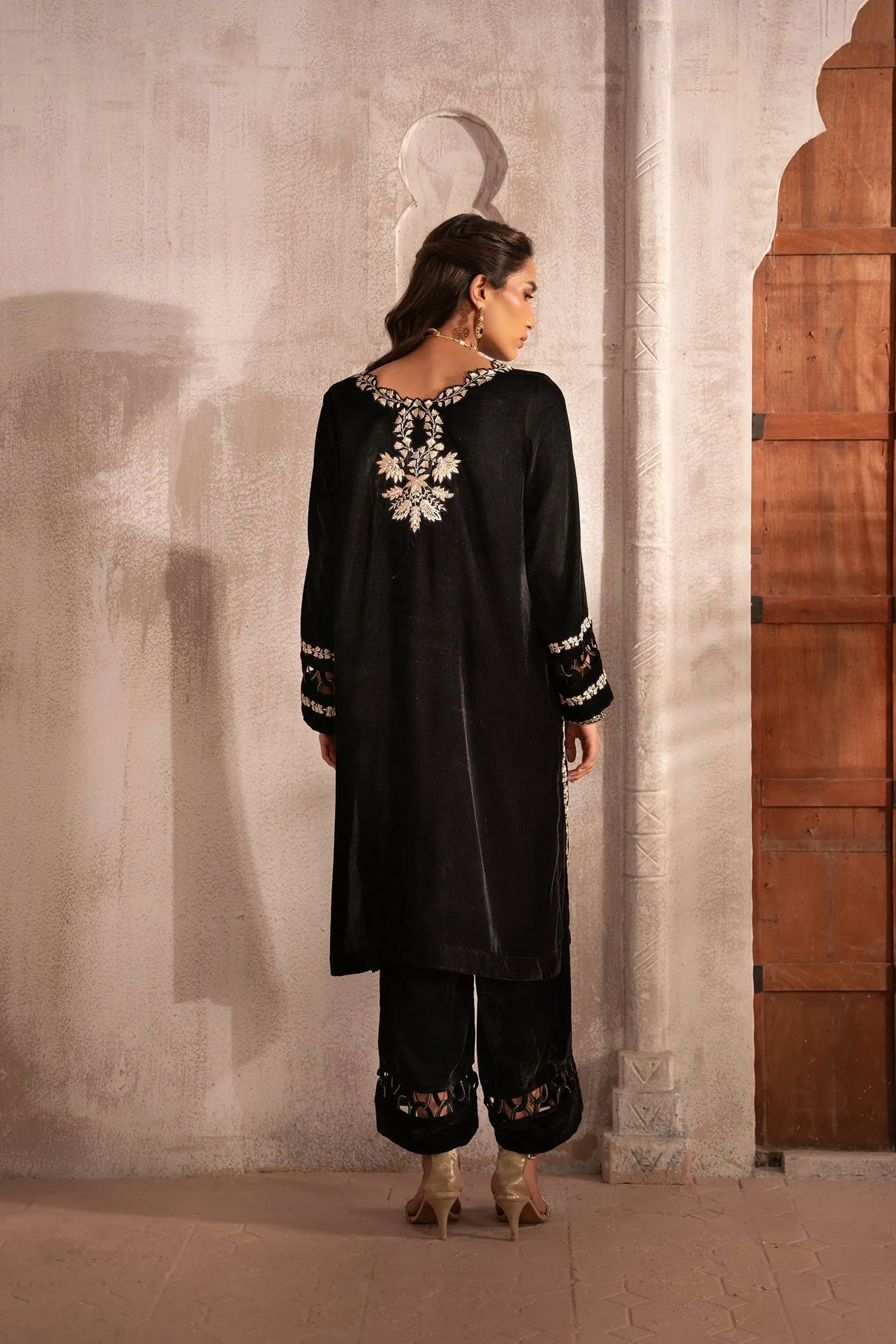 Black Agate | Velvet Collection '25 | Studio Mehr