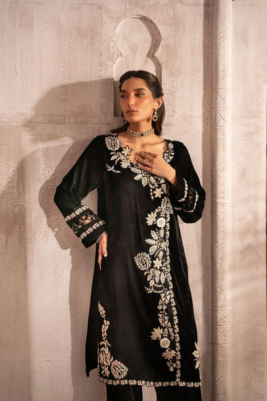 Black Agate | Velvet Collection '25 | Studio Mehr