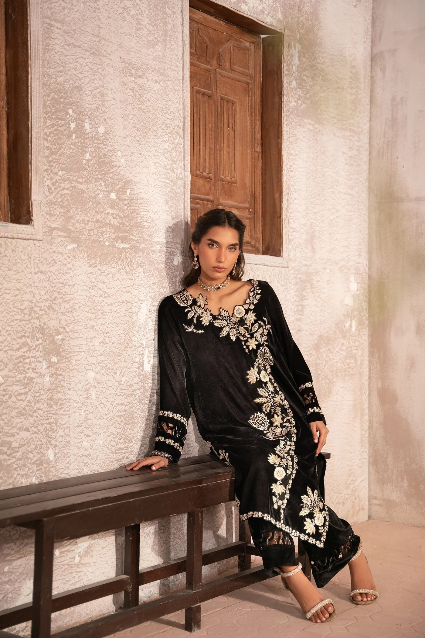 Black Agate | Velvet Collection '25 | Studio Mehr