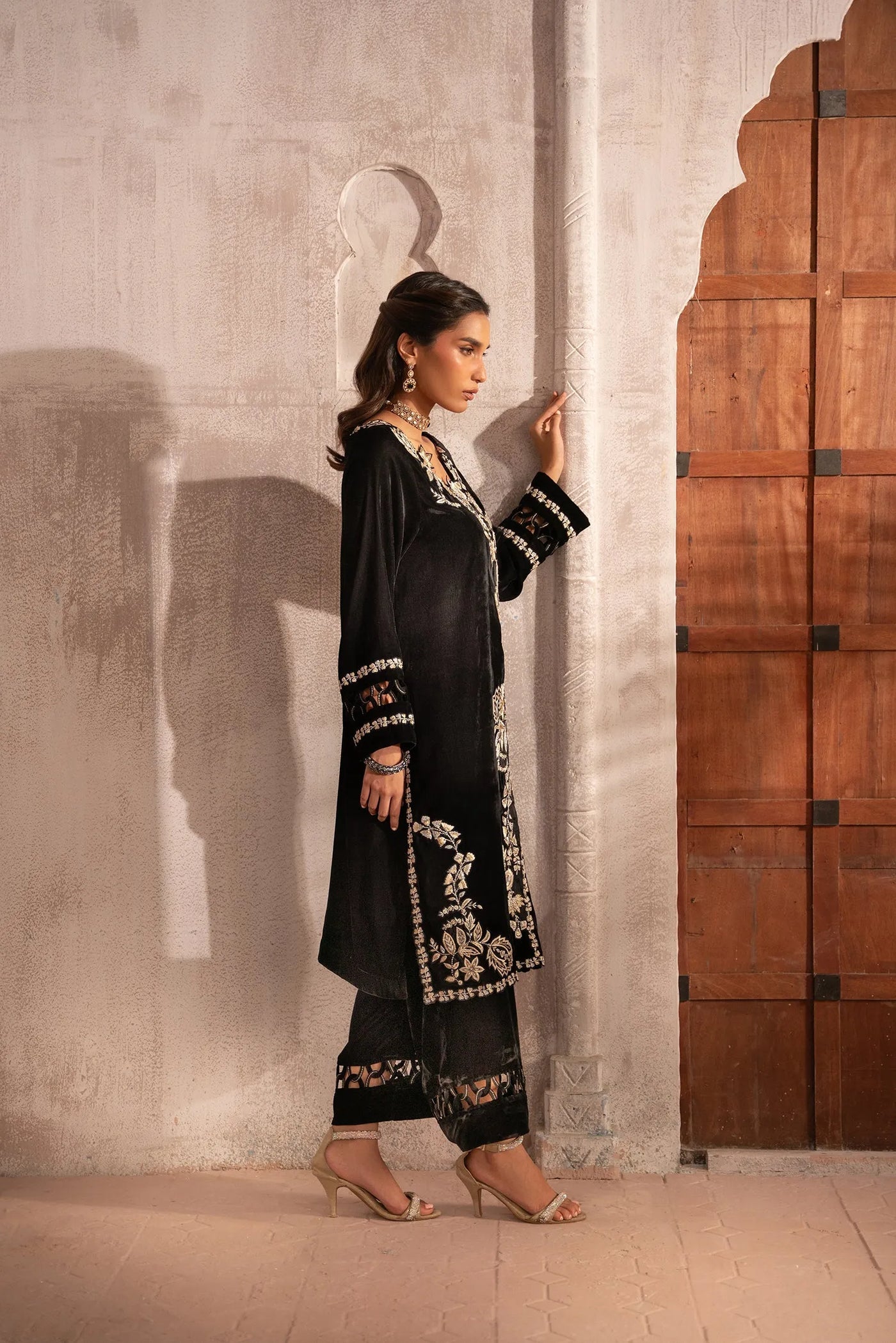 Black Agate | Velvet Collection '25 | Studio Mehr