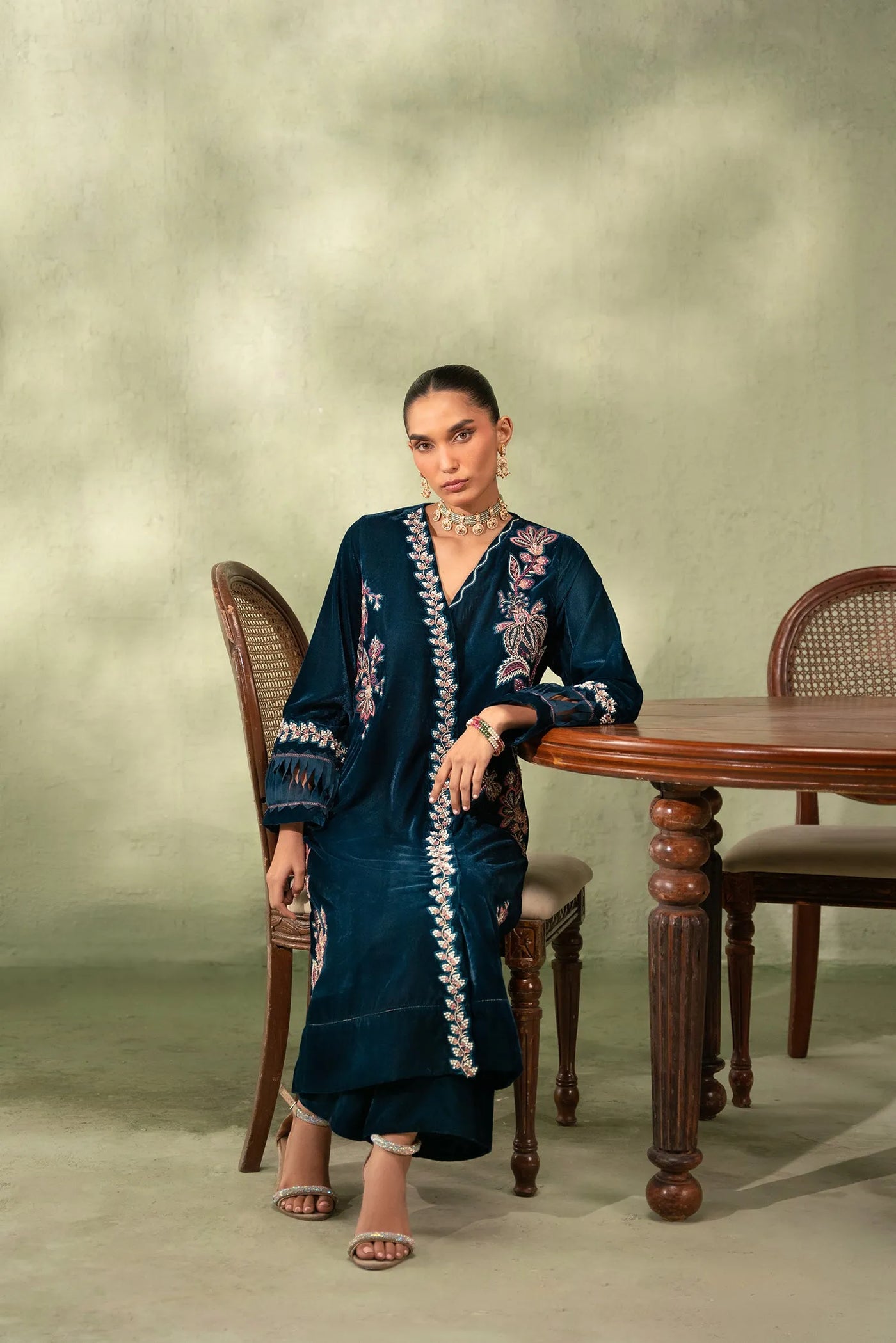 Blue Montana | Velvet Collection '25 | Studio Mehr