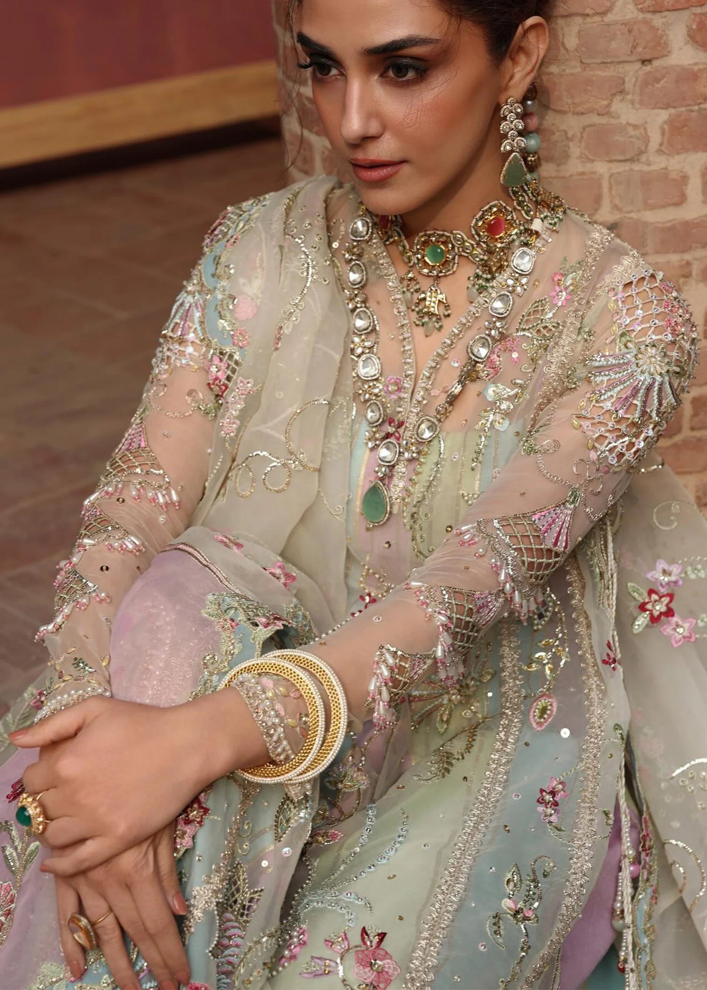 RANGOLI | JHILMIL | CRIMSON