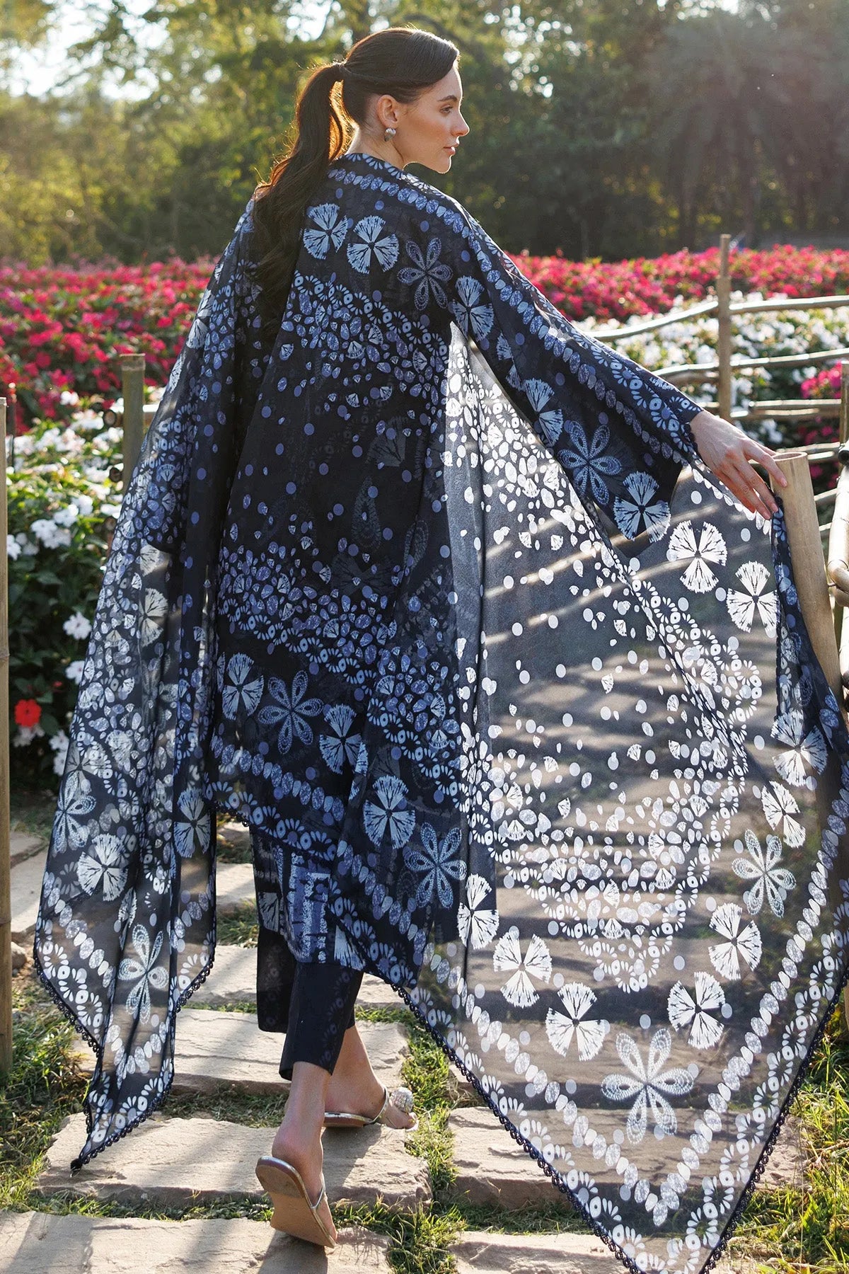 Digital Printed Lawn USE-9318 | Unstitched Summer '26 | Jazmin