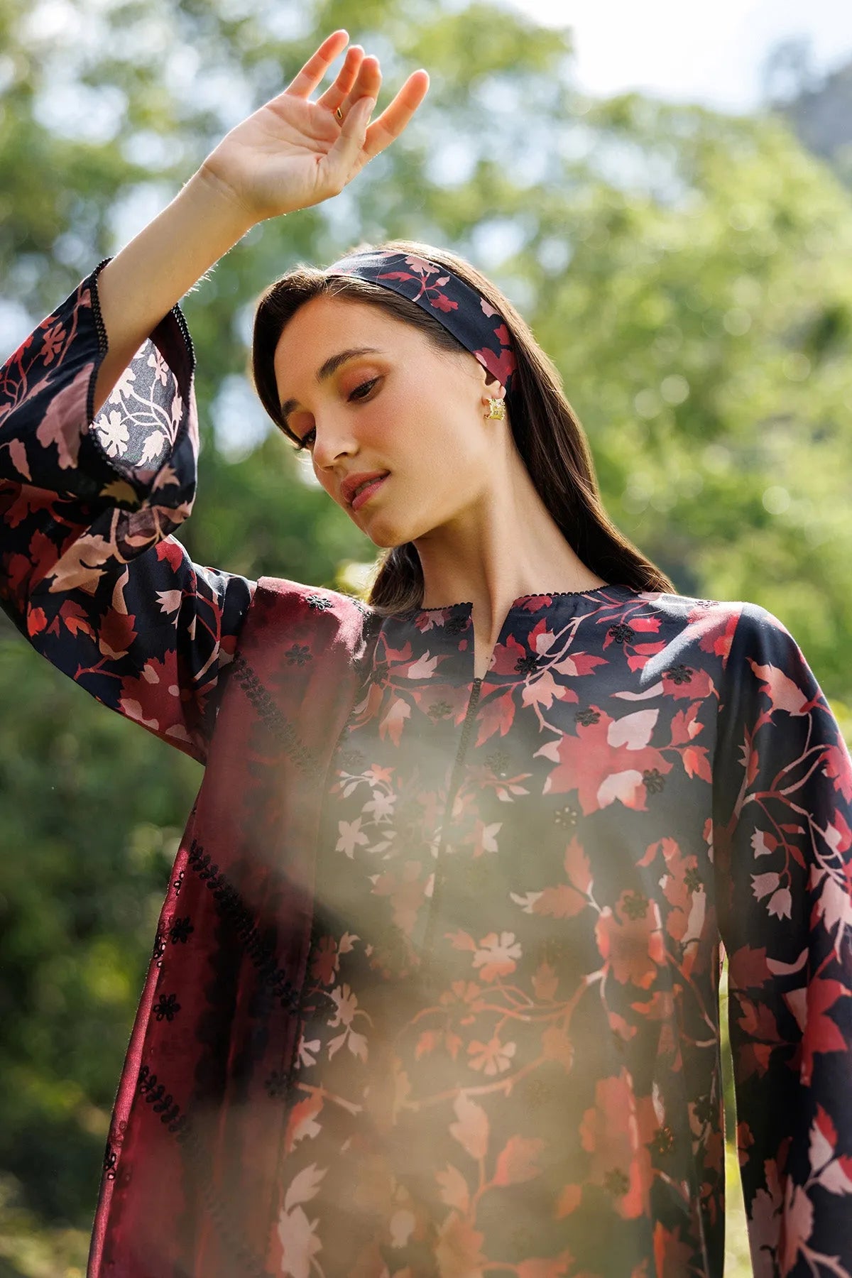 Embroidered Lawn USE-9290 | Unstitched Summer '26 | Jazmin