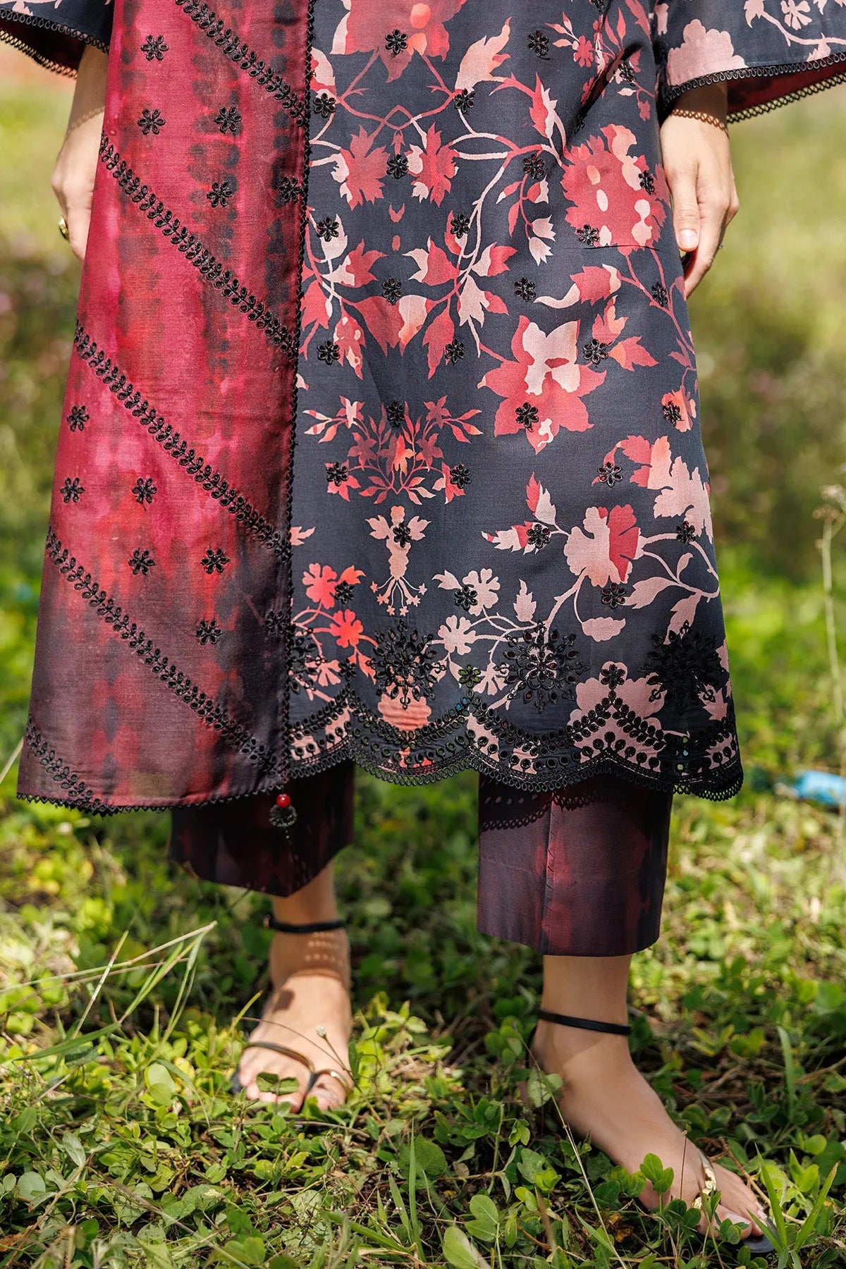 Embroidered Lawn USE-9290 | Unstitched Summer '26 | Jazmin