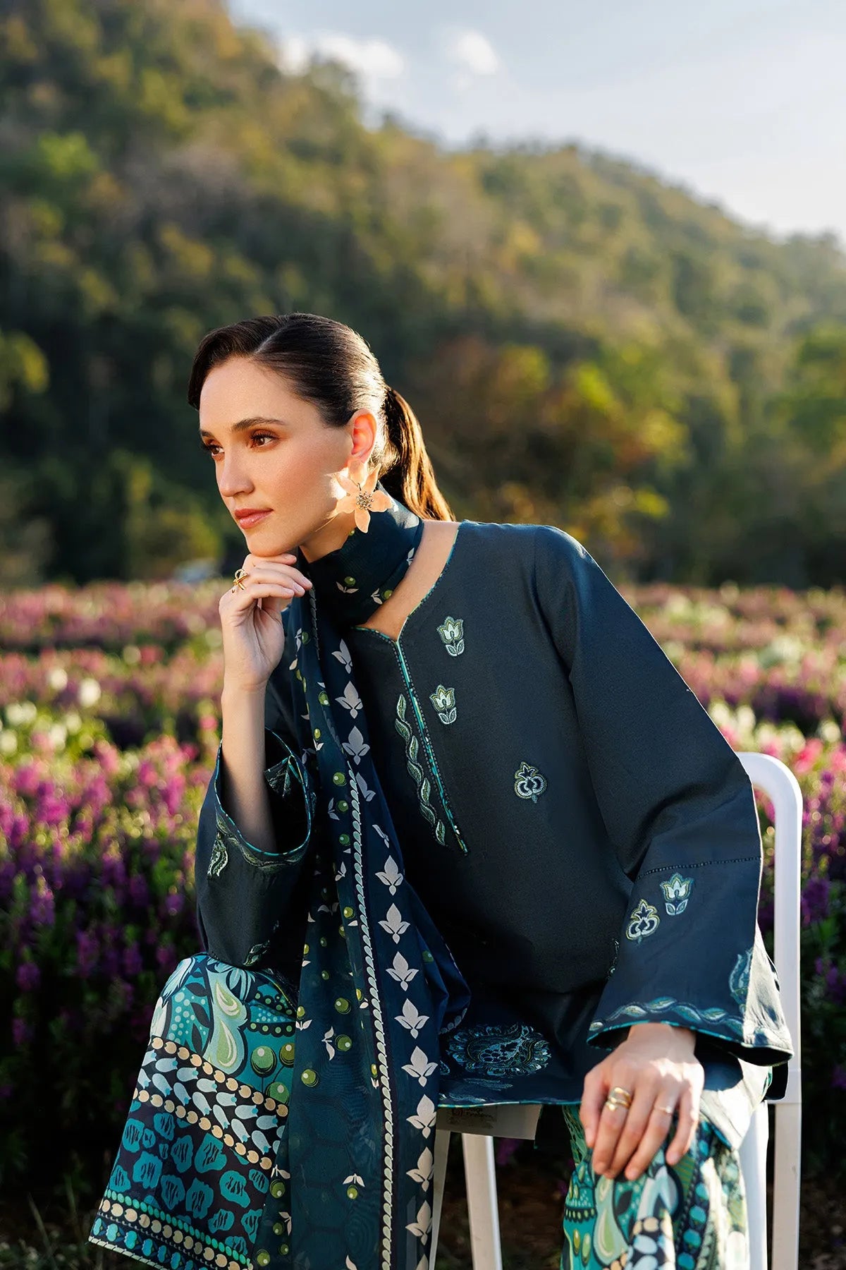 Embroidered Lawn USE-9291 | Unstitched Summer '26 | Jazmin