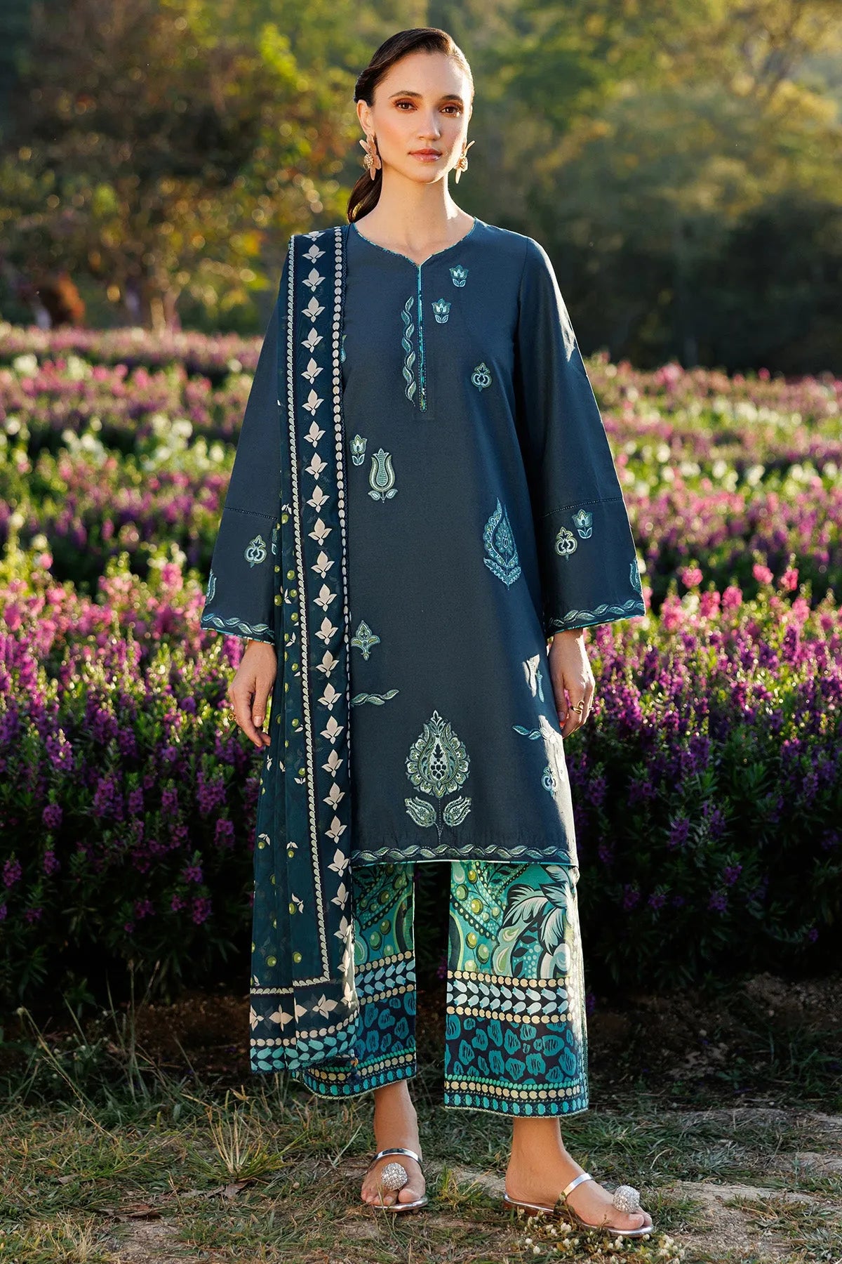Embroidered Lawn USE-9291 | Unstitched Summer '26 | Jazmin