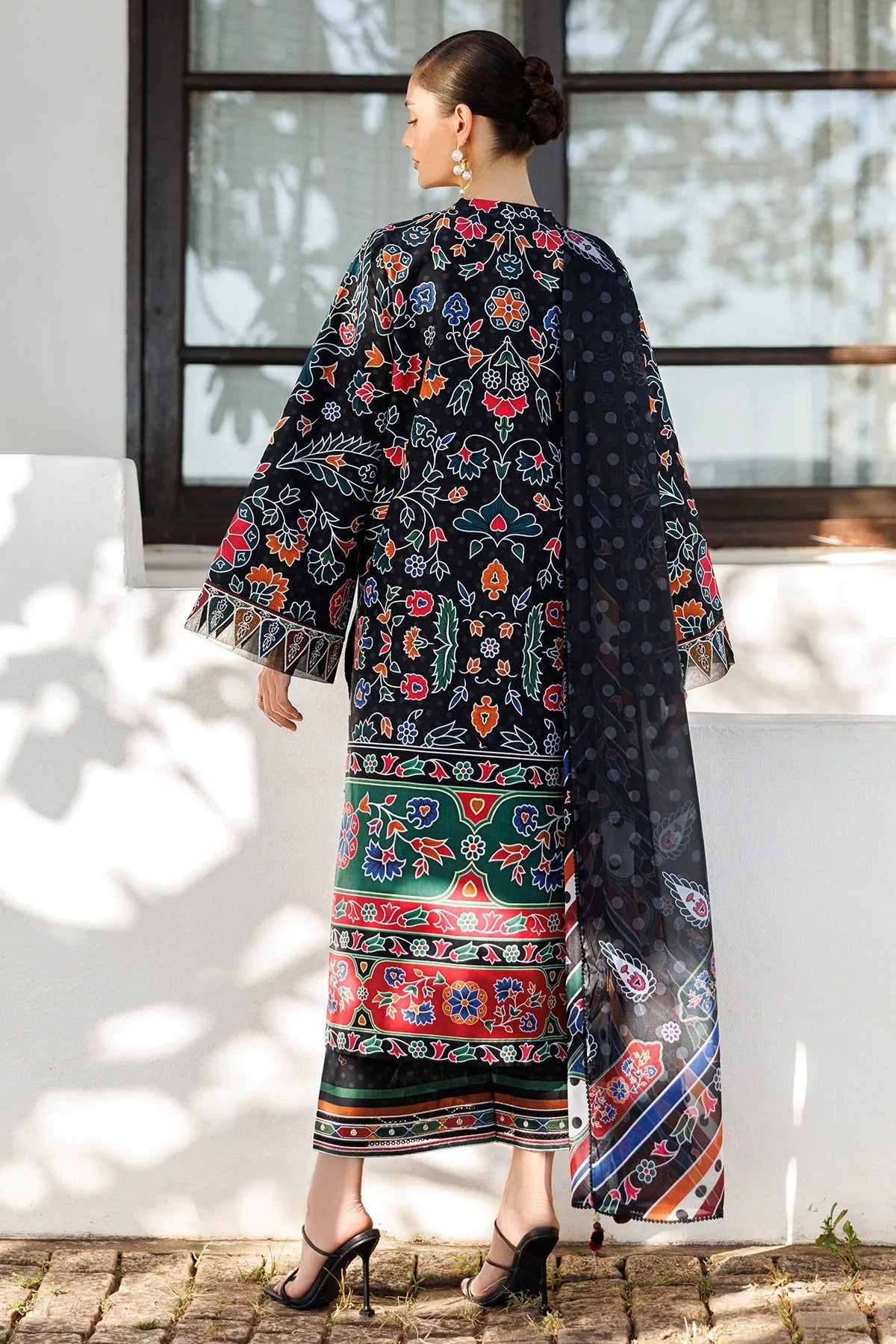 Embroidered Lawn USE-9294 | Unstitched Summer '26 | Jazmin