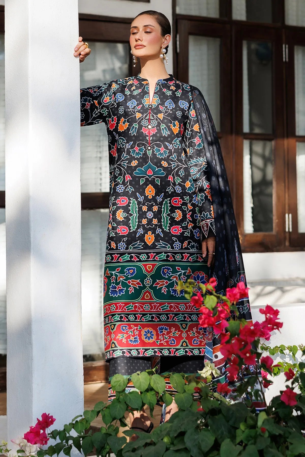 Embroidered Lawn USE-9294 | Unstitched Summer '26 | Jazmin