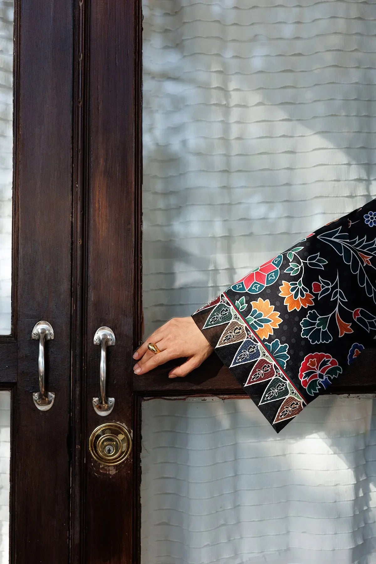 Embroidered Lawn USE-9294 | Unstitched Summer '26 | Jazmin