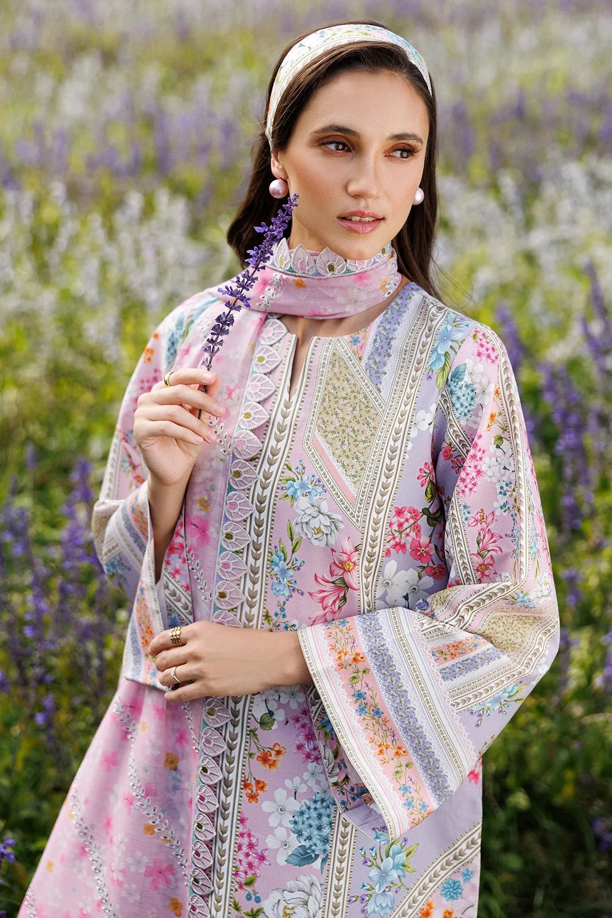 Embroidered Lawn USE-9300 | Unstitched Summer '26 | Jazmin