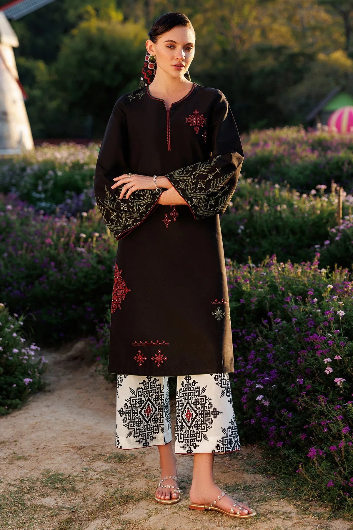 Embroidered Lawn USE-9301 | Unstitched Summer '26 | Jazmin